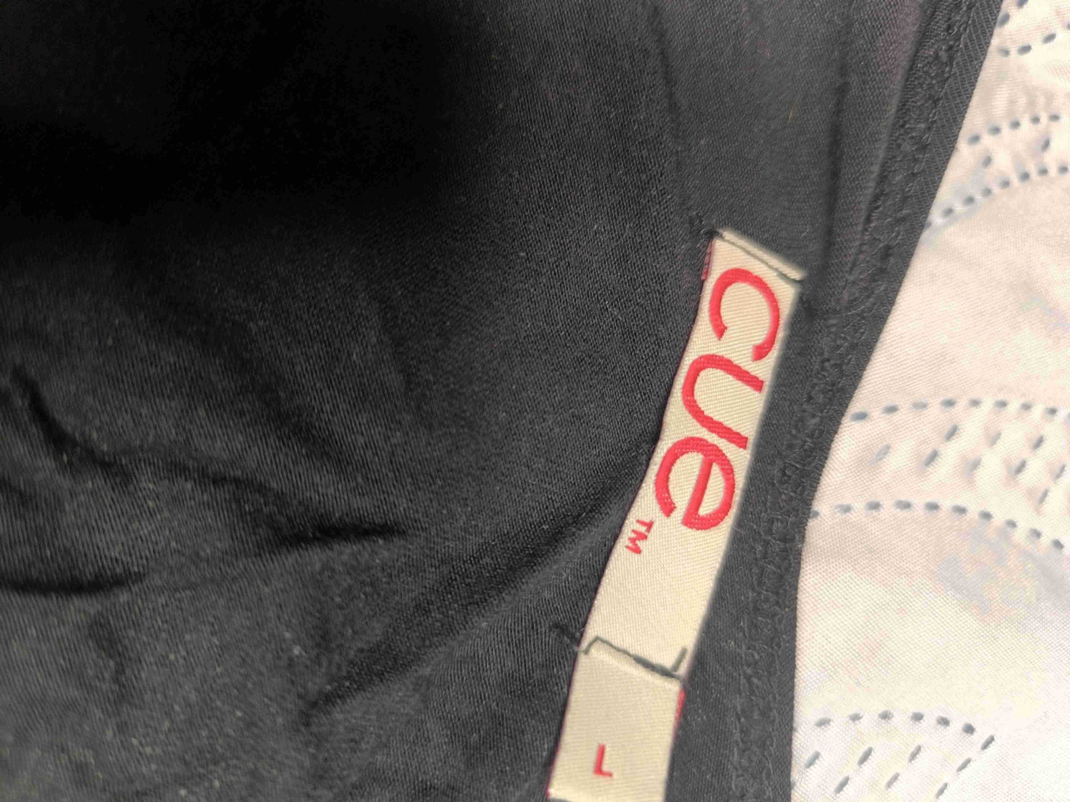 Polera negra sin mangas - miniatura 4