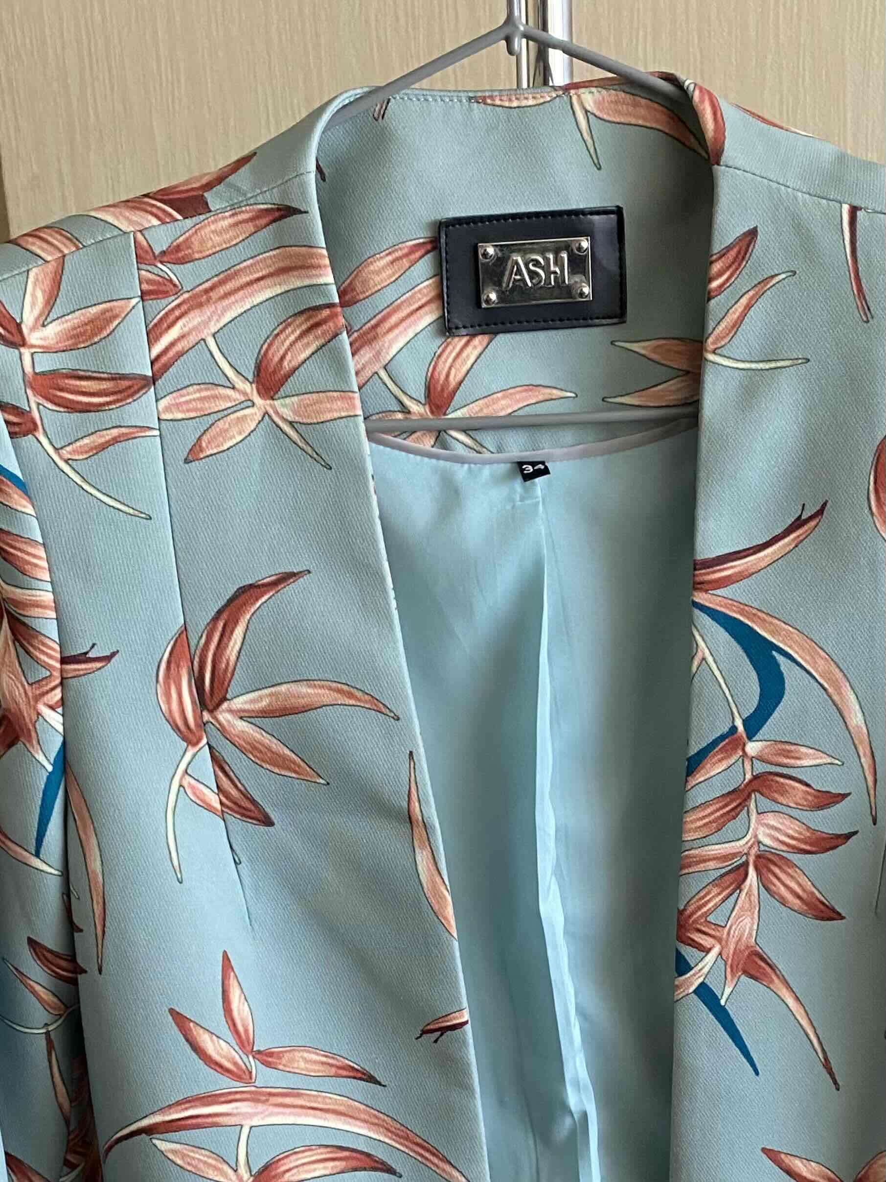 Blazer floral verde claro - miniatura 2