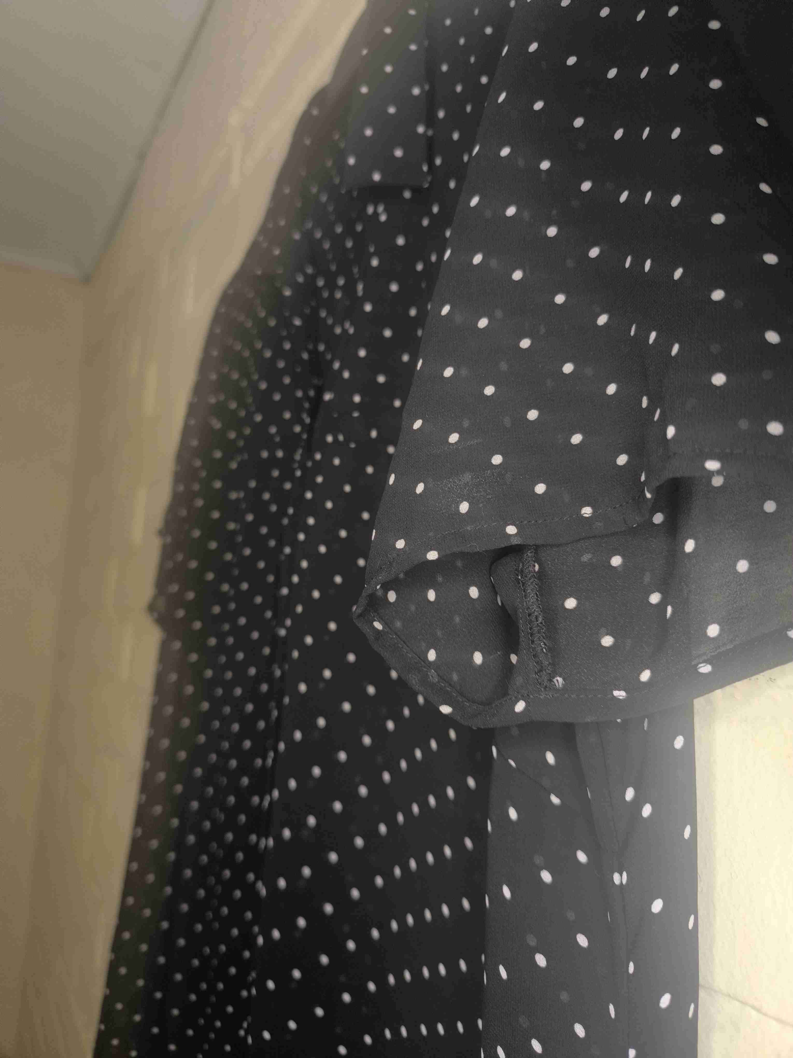 Blusón negro con puntos blamcos - miniatura 3