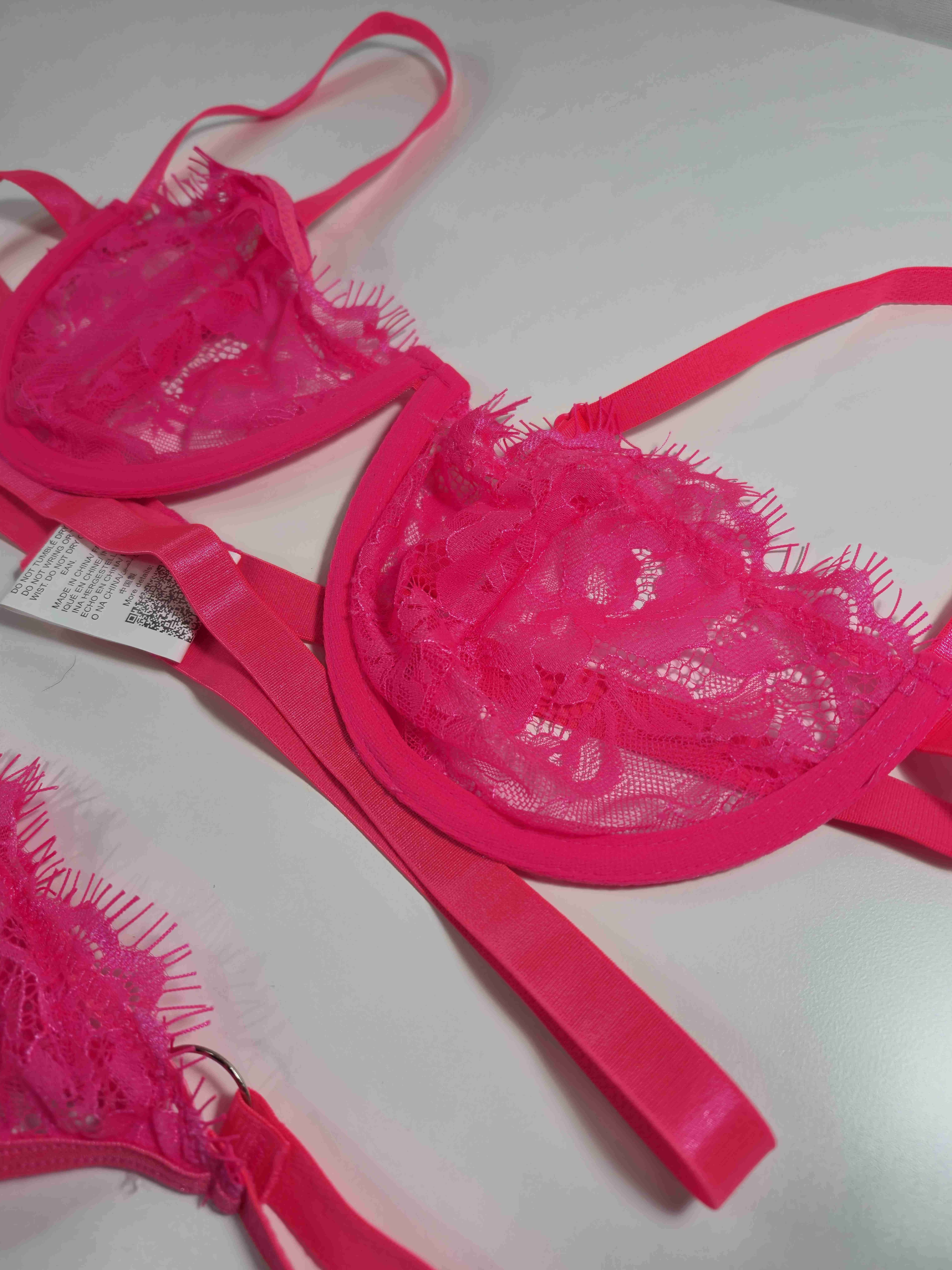 Conjunto lencería encaje fucsia talla M - miniatura 3