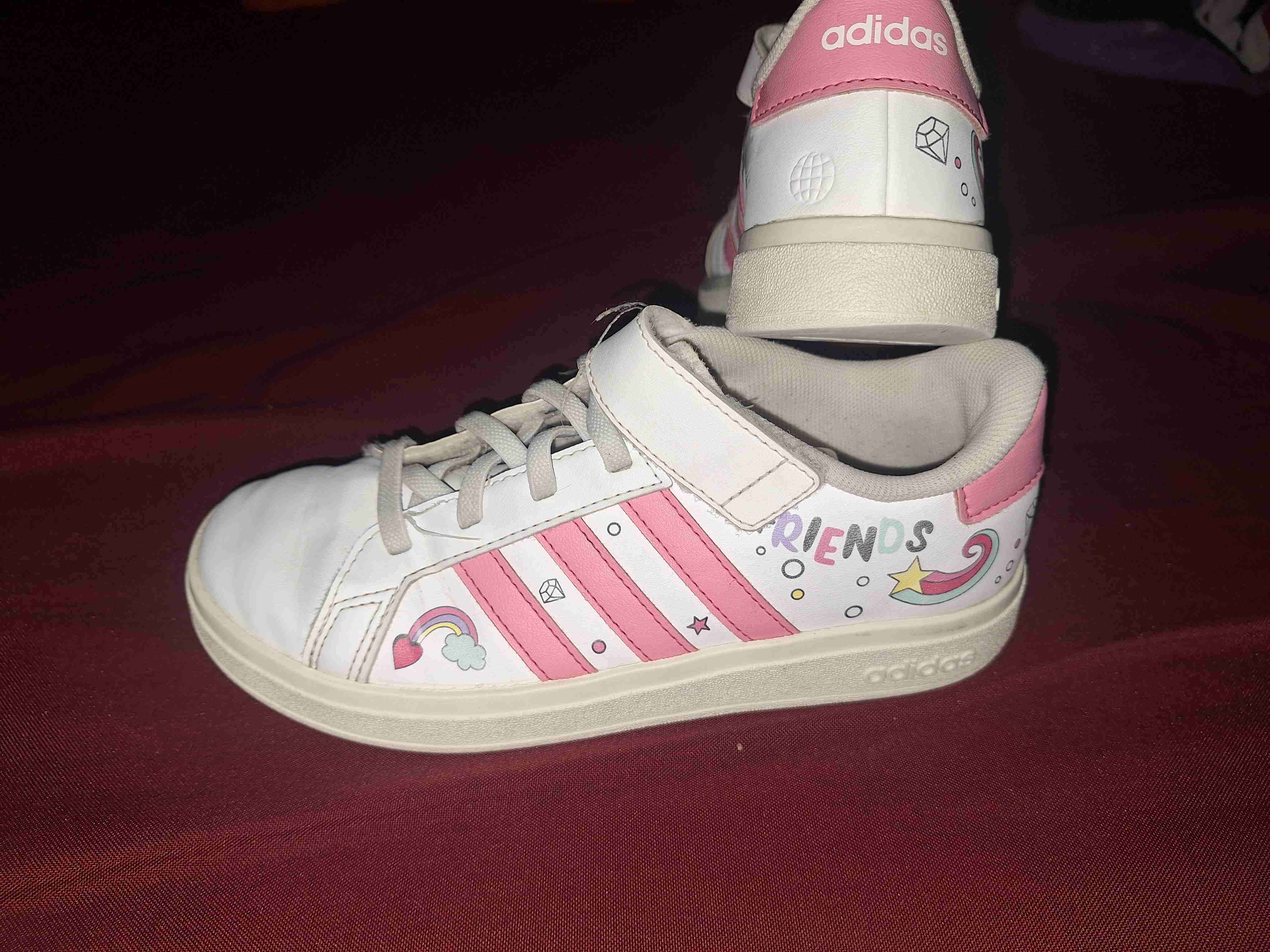 Zapatillas blancas con rosado Adidas talla 33 - miniatura 2