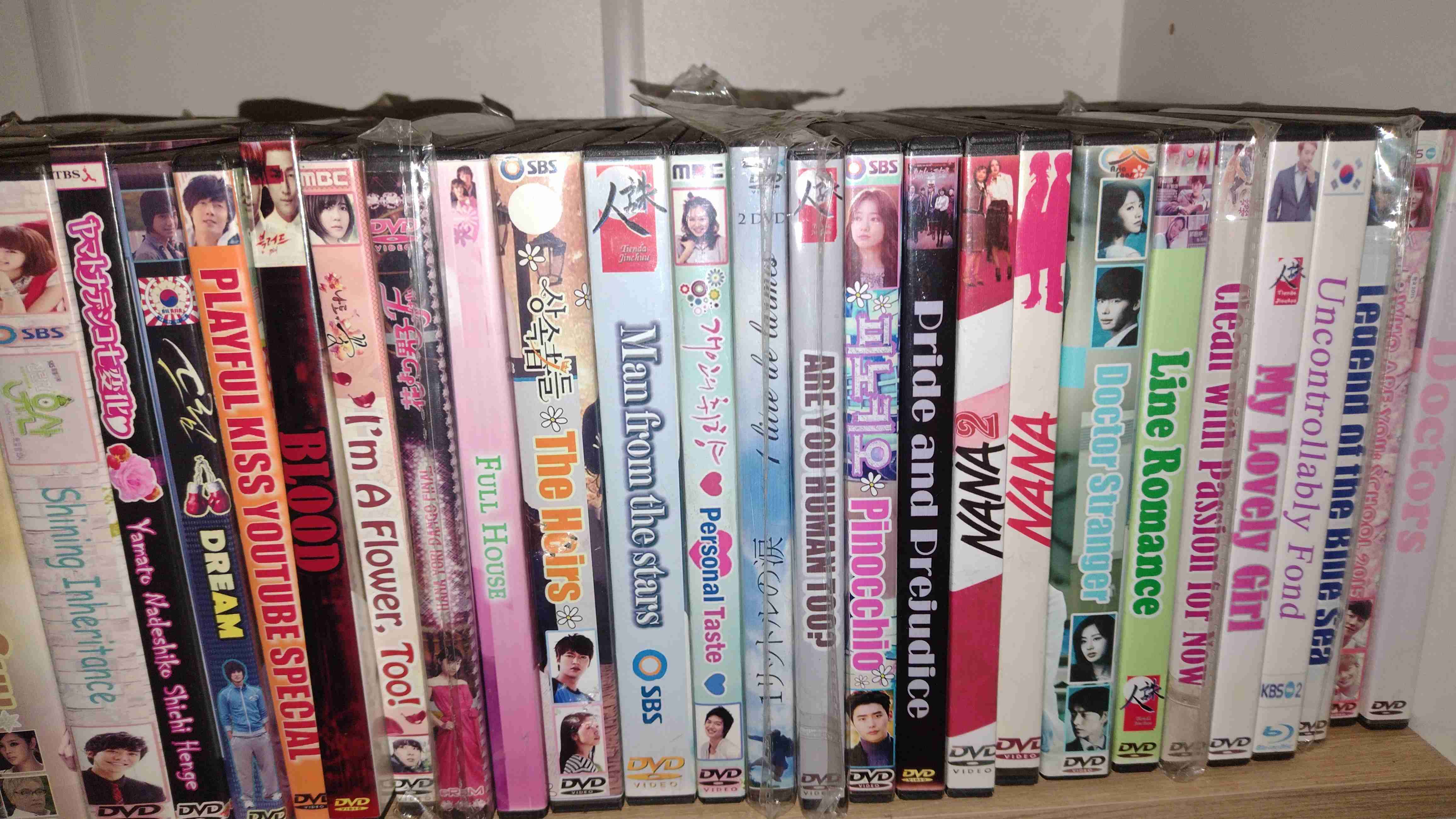 Colección de DVDs de series y películas - miniatura 2