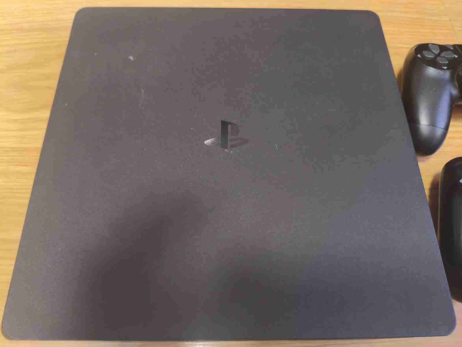 Consola PlayStation con accesorios - miniatura 2