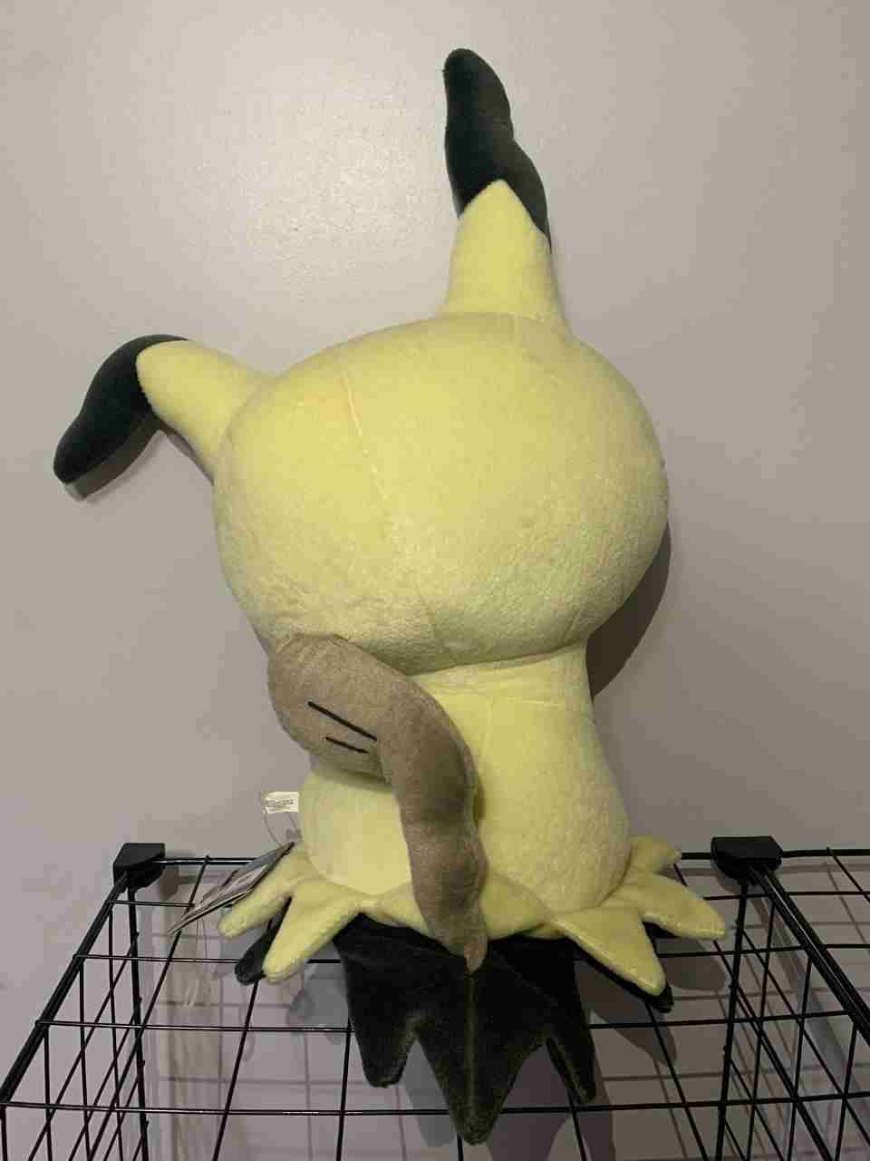 Peluche grande de Pokémon Mimikyu - miniatura 3