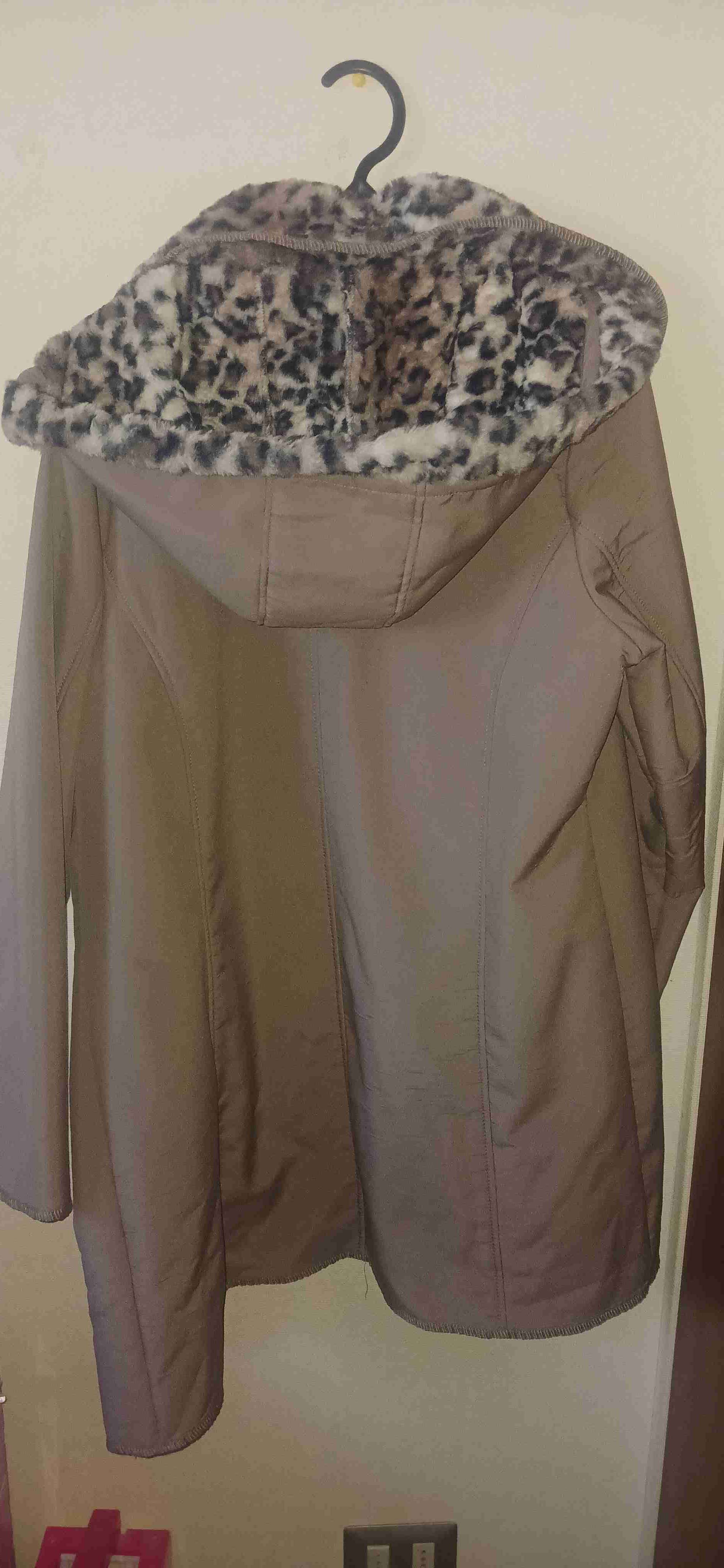 Abrigo beige con forro de leopardo - miniatura 6