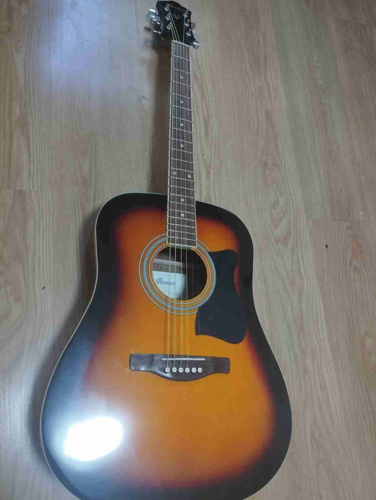 Guitarra acústica Ibanez sunburst - miniatura 1