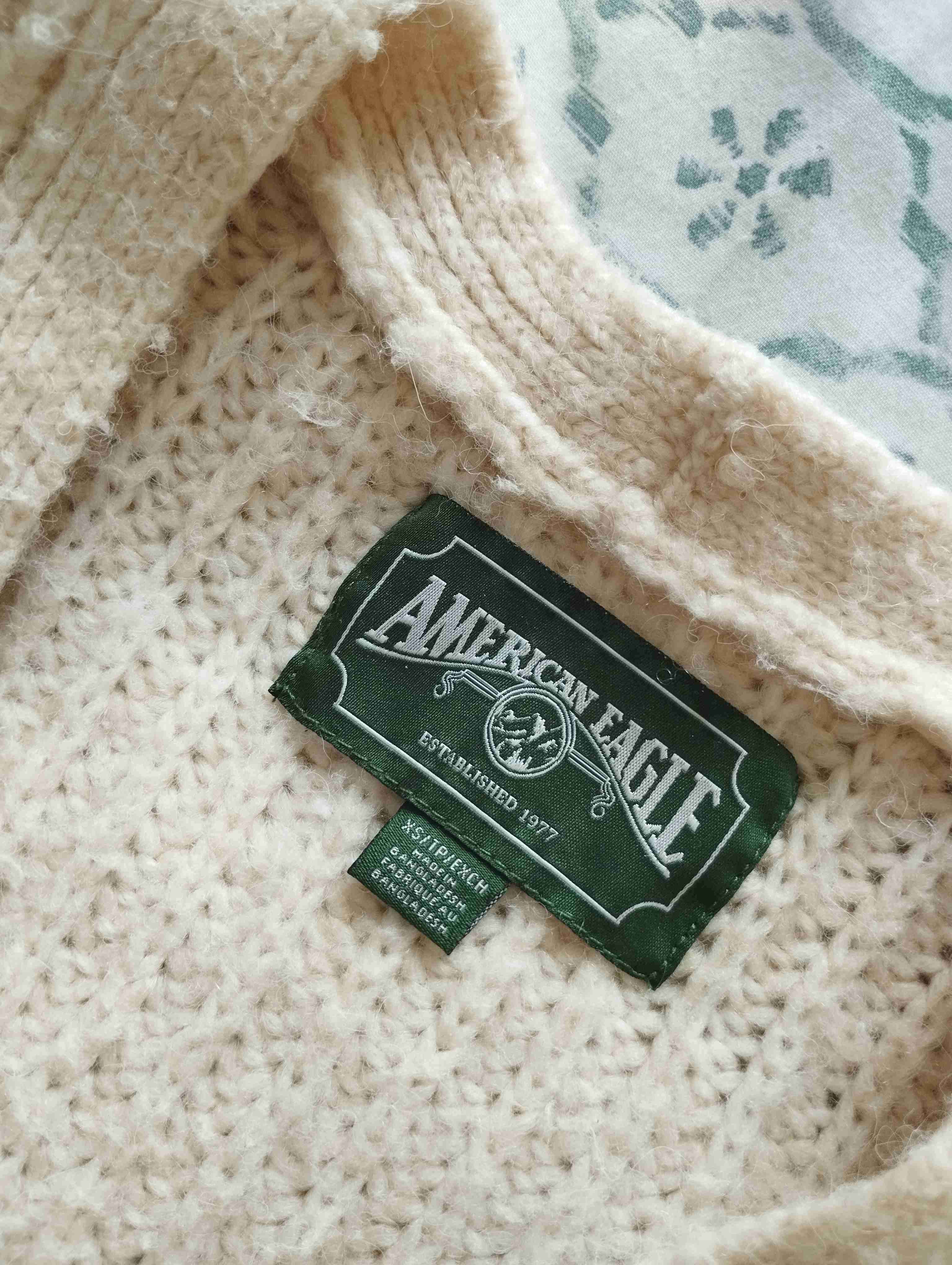 Cardigan de punto beige - miniatura 2