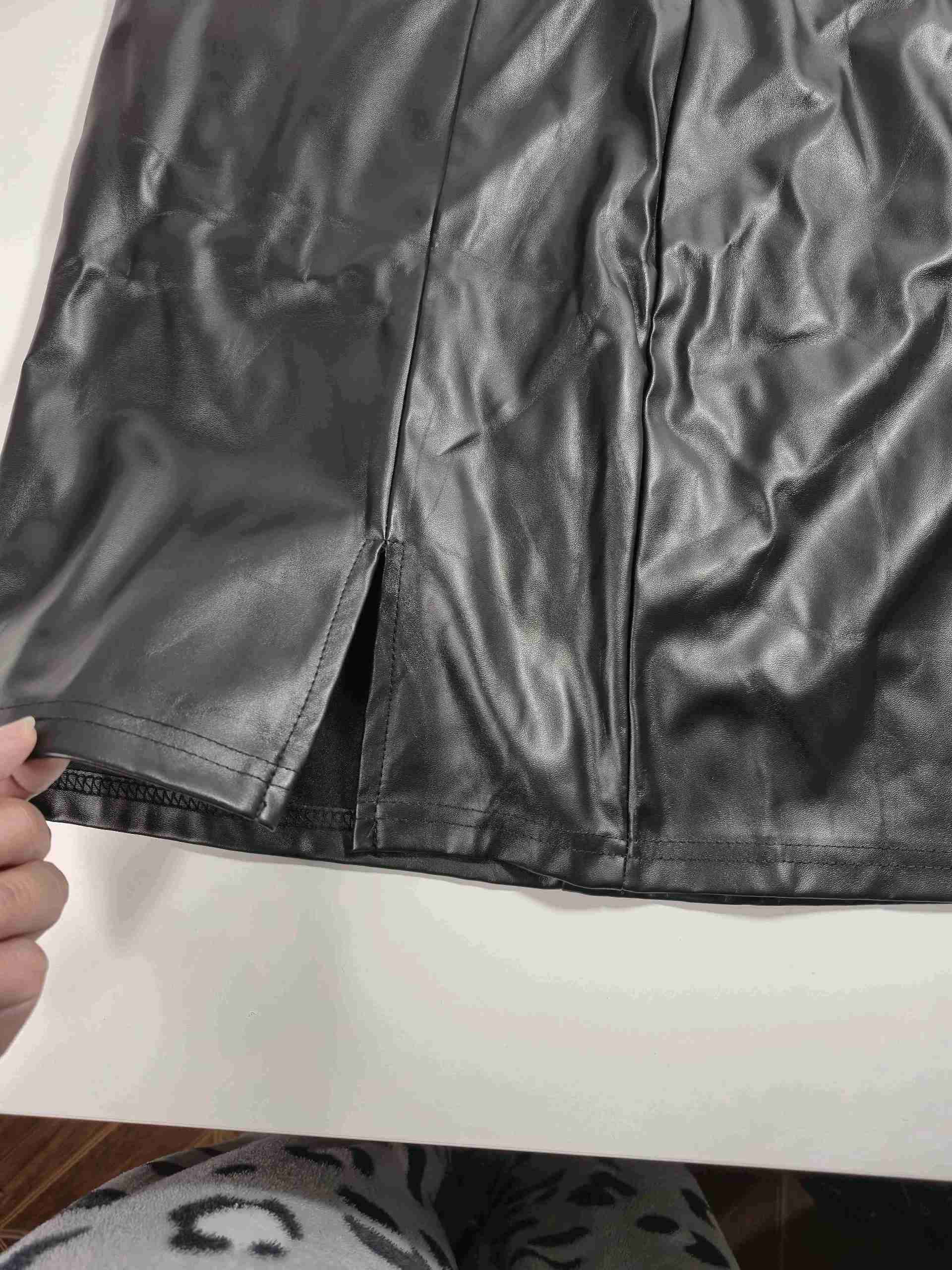 Falda negra de cuero ecológico talla L - miniatura 3