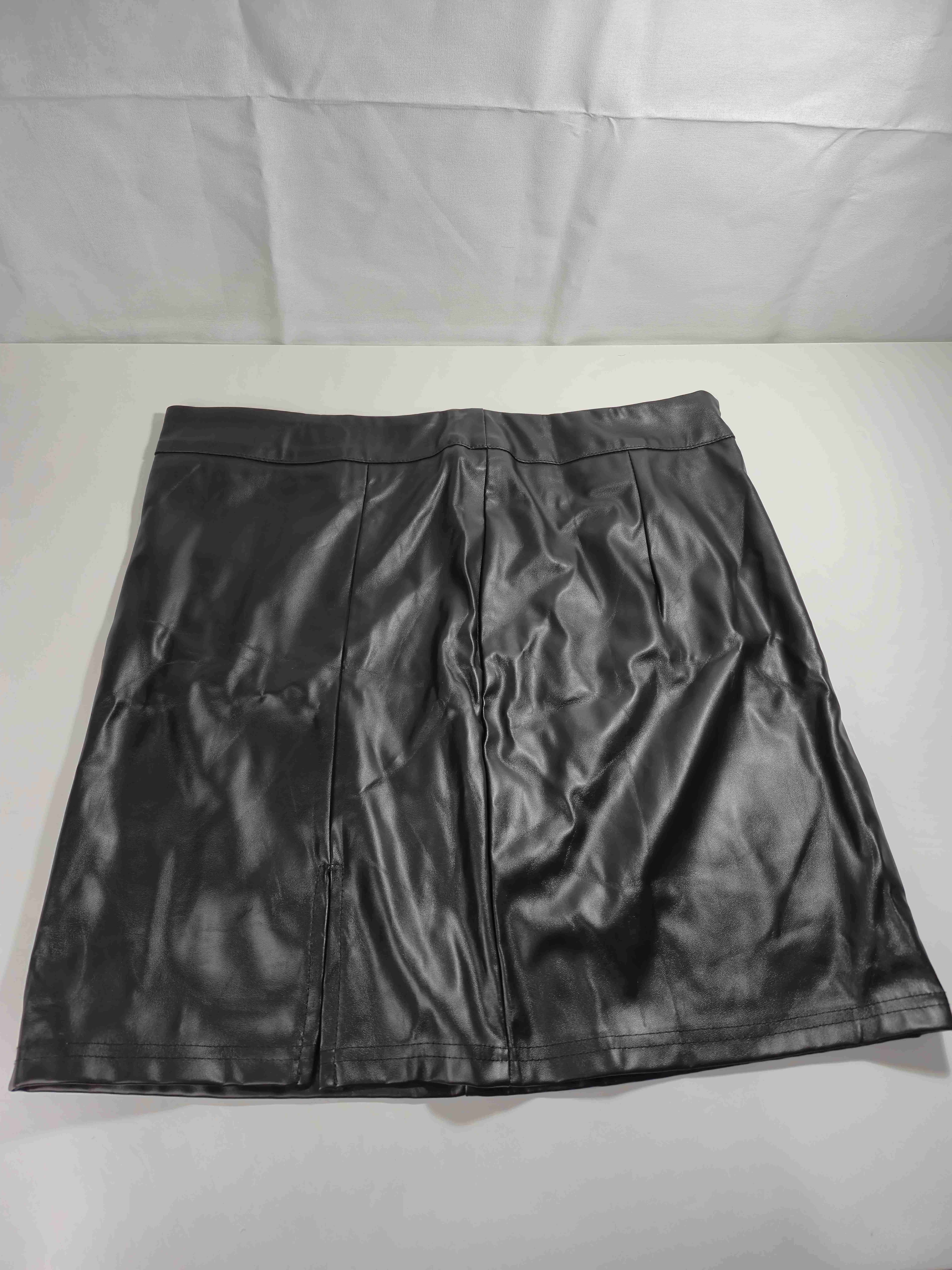 Falda negra de cuero ecológico talla L - miniatura 5