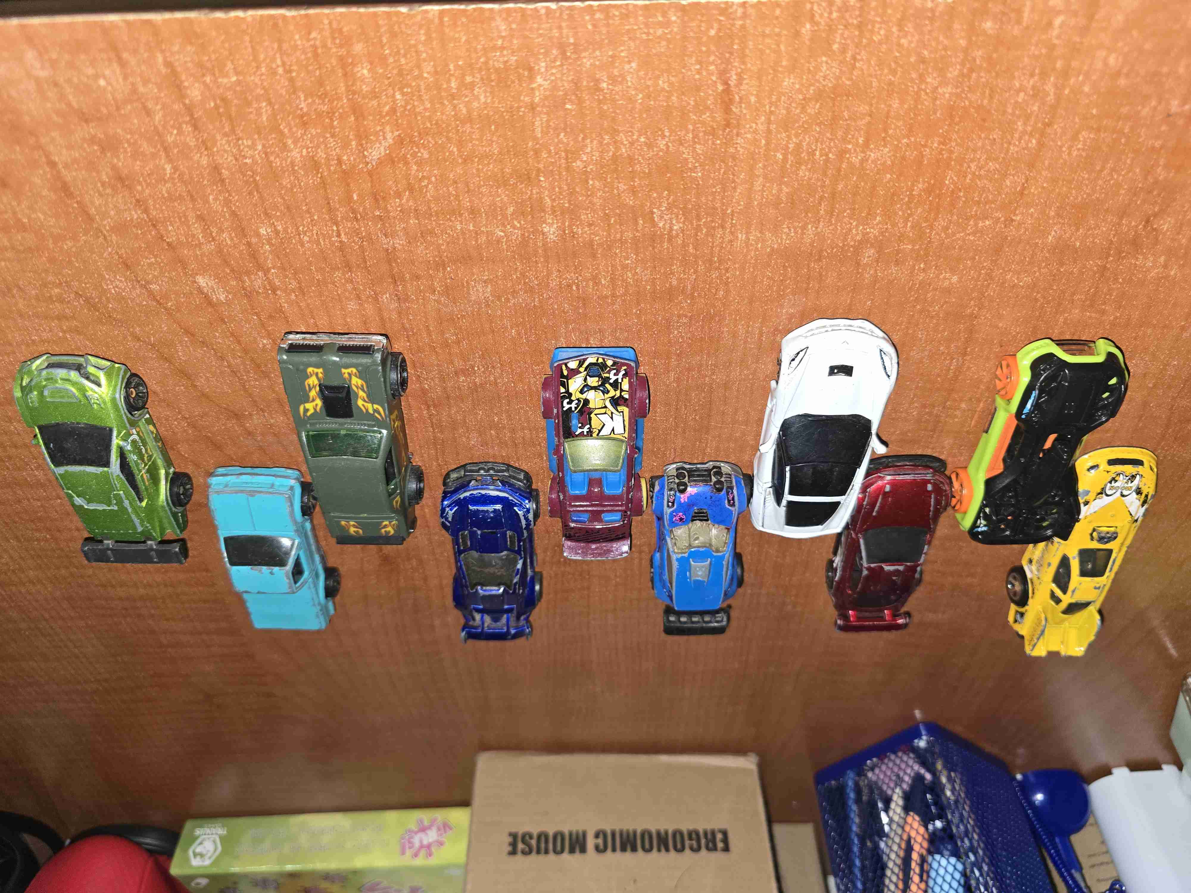 Colección de autos de juguete - miniatura 2