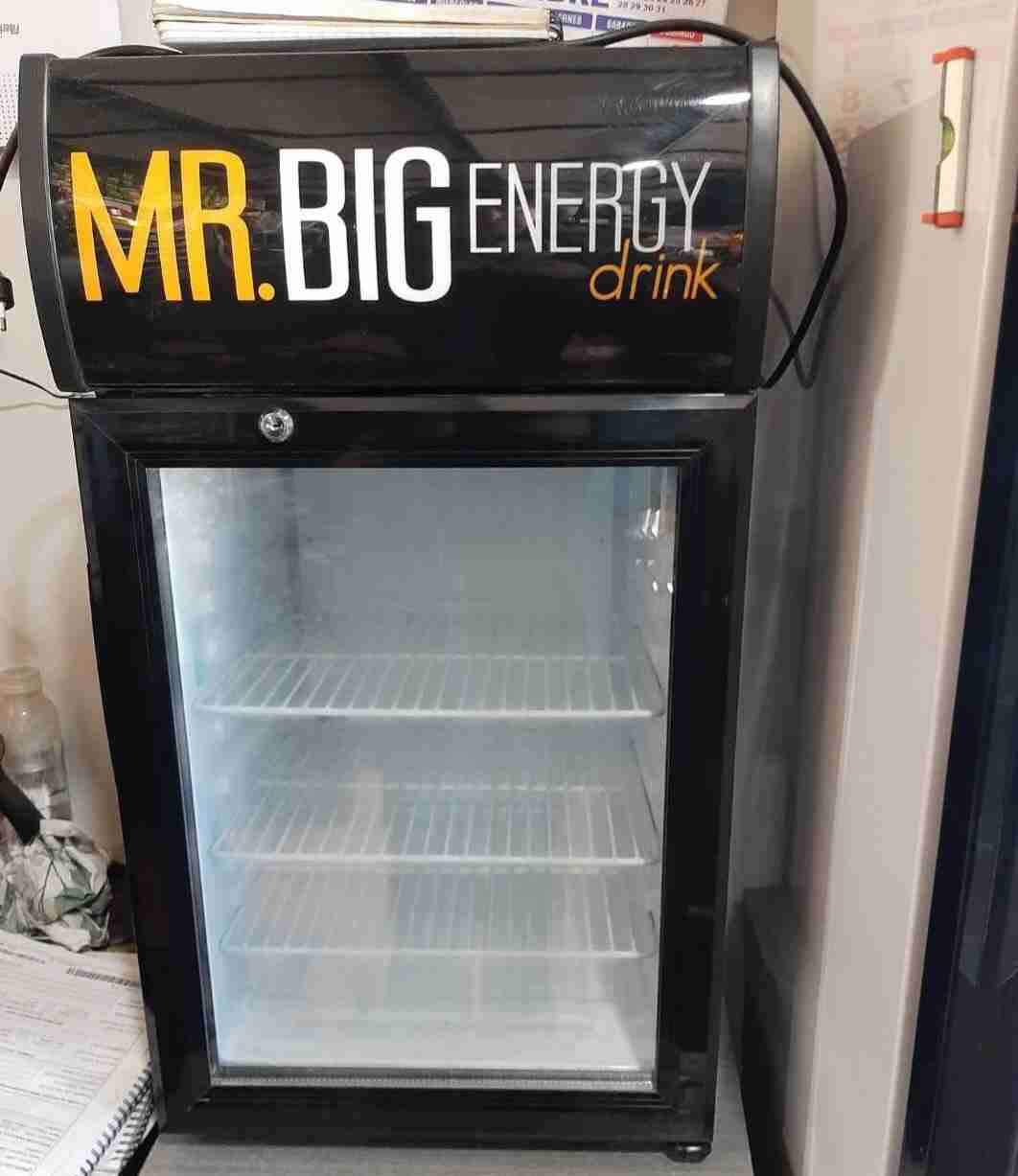 Refrigerador exhibidor compacto - miniatura 3