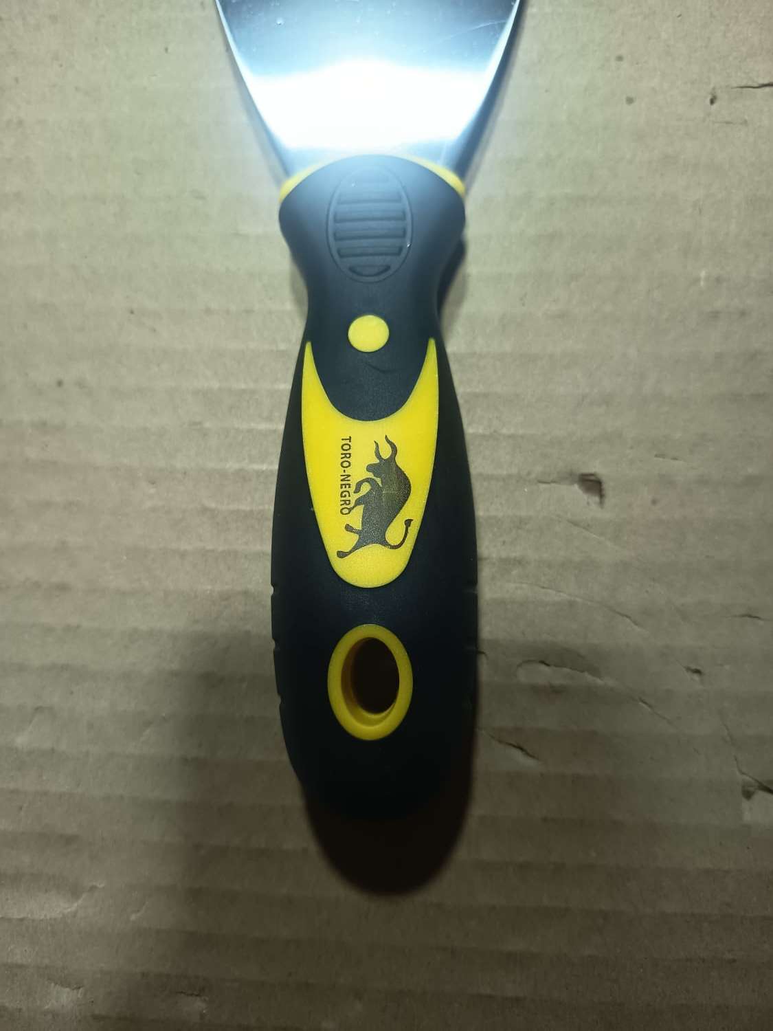 Espátula Metálica 3" Toro Negro - Mango de Goma - miniatura 2