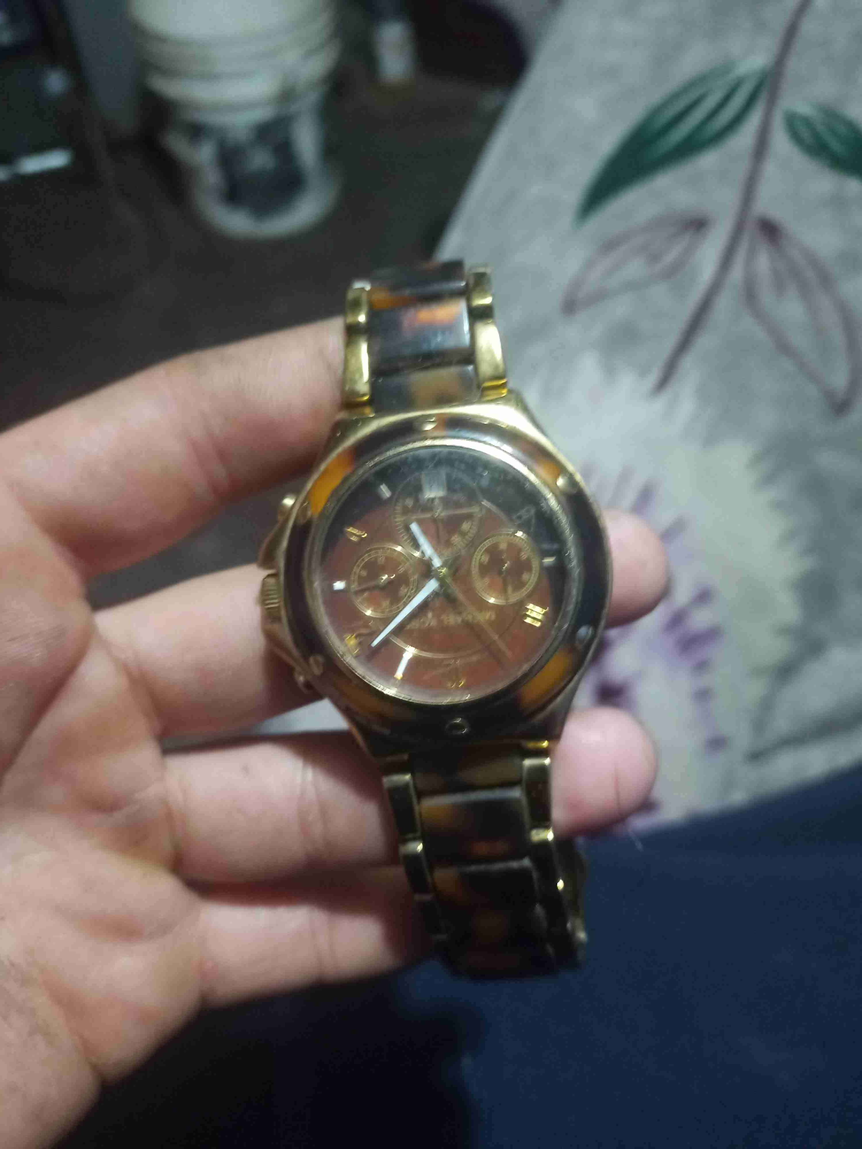 Reloj Michael Kors dorado - miniatura 4