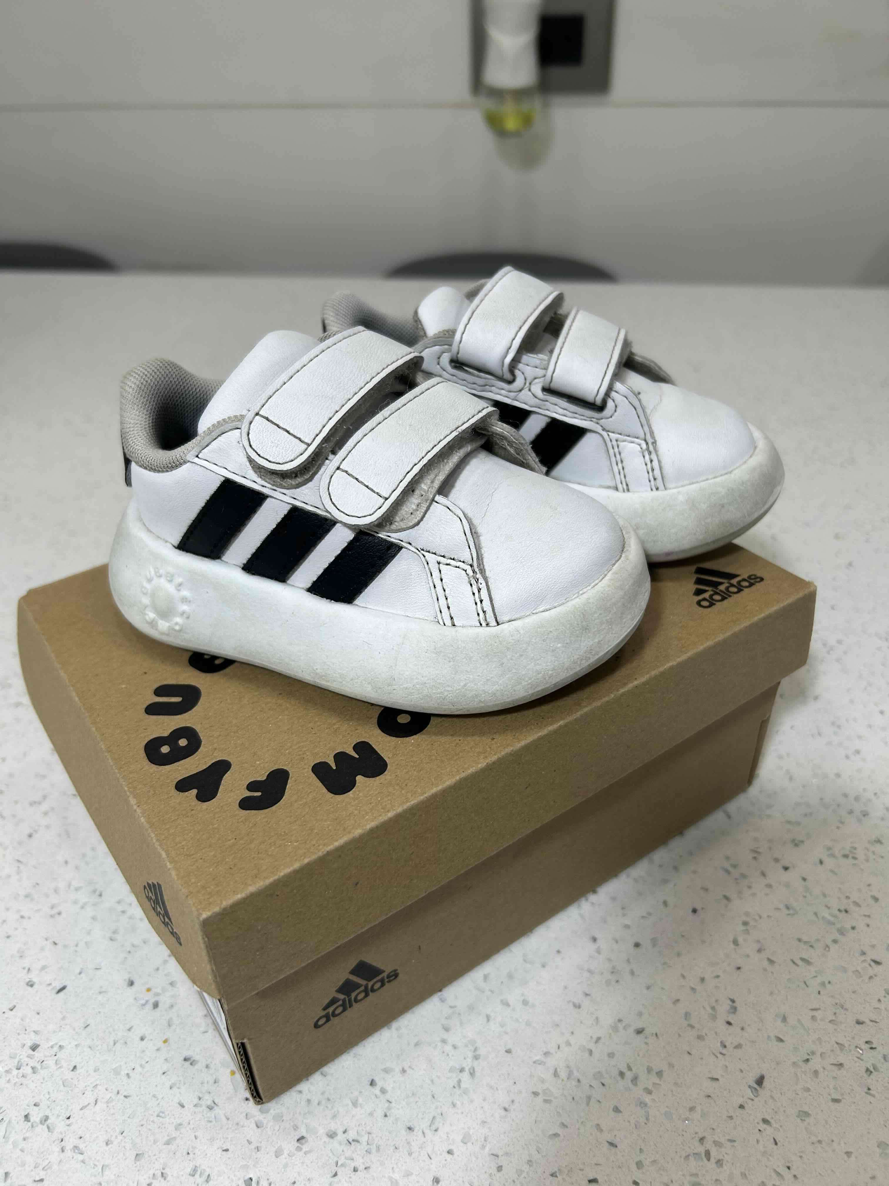 Zapatillas Adidas Grand Court infantiles - miniatura 2