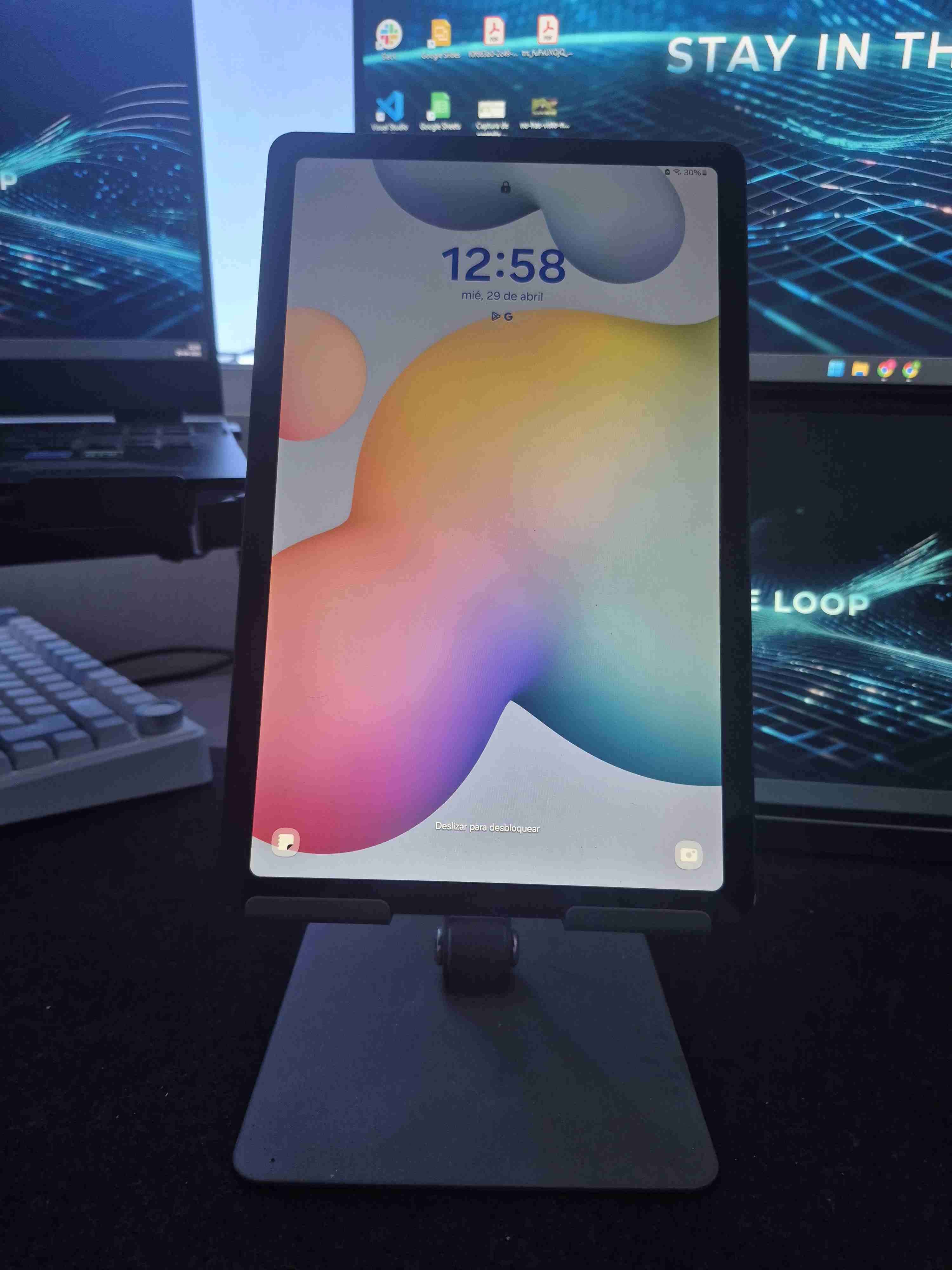 Samsung Galaxy Tab S6 Lite + soporte - miniatura 3