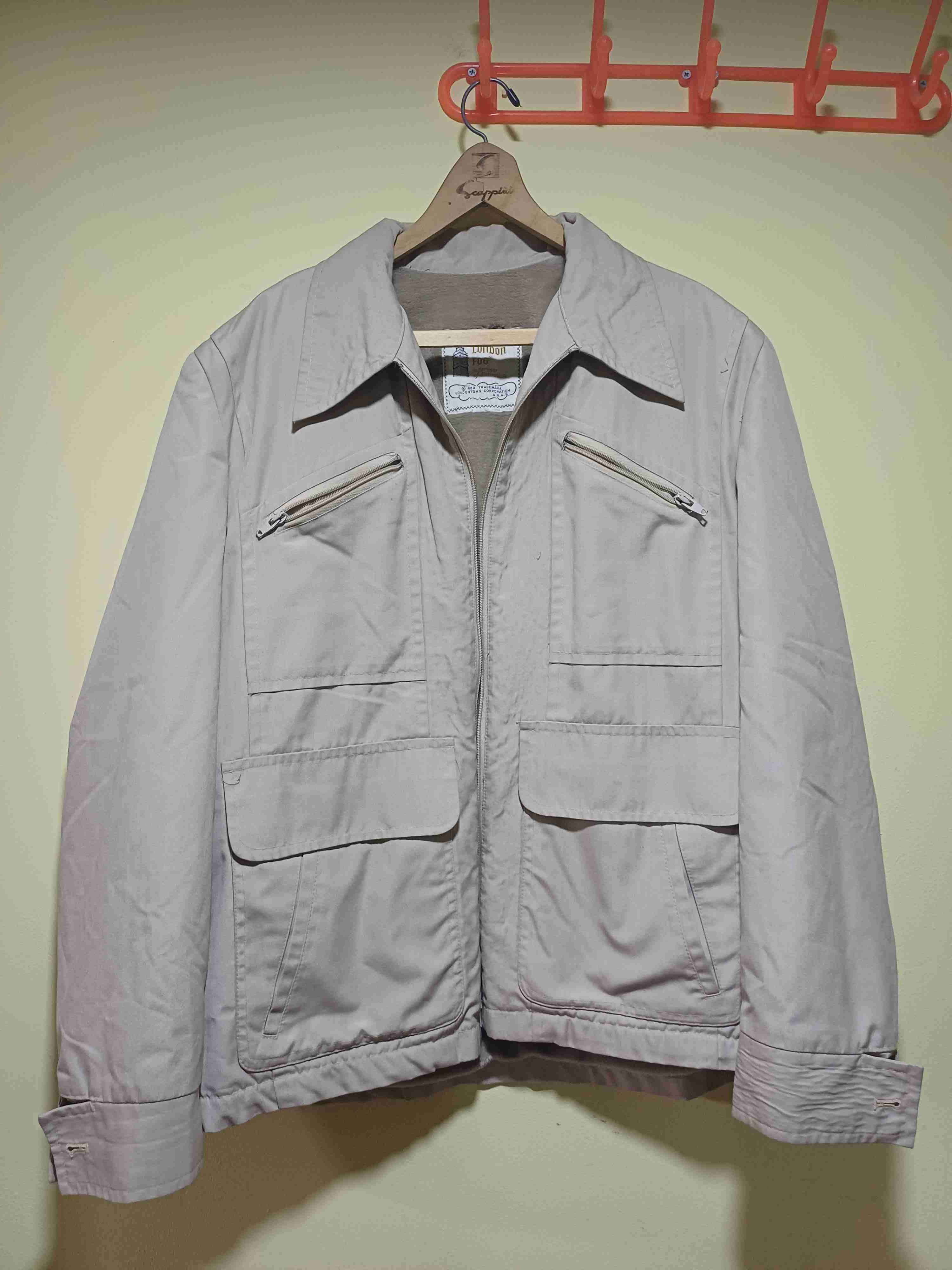 Chaqueta beige con bolsillos - miniatura 1