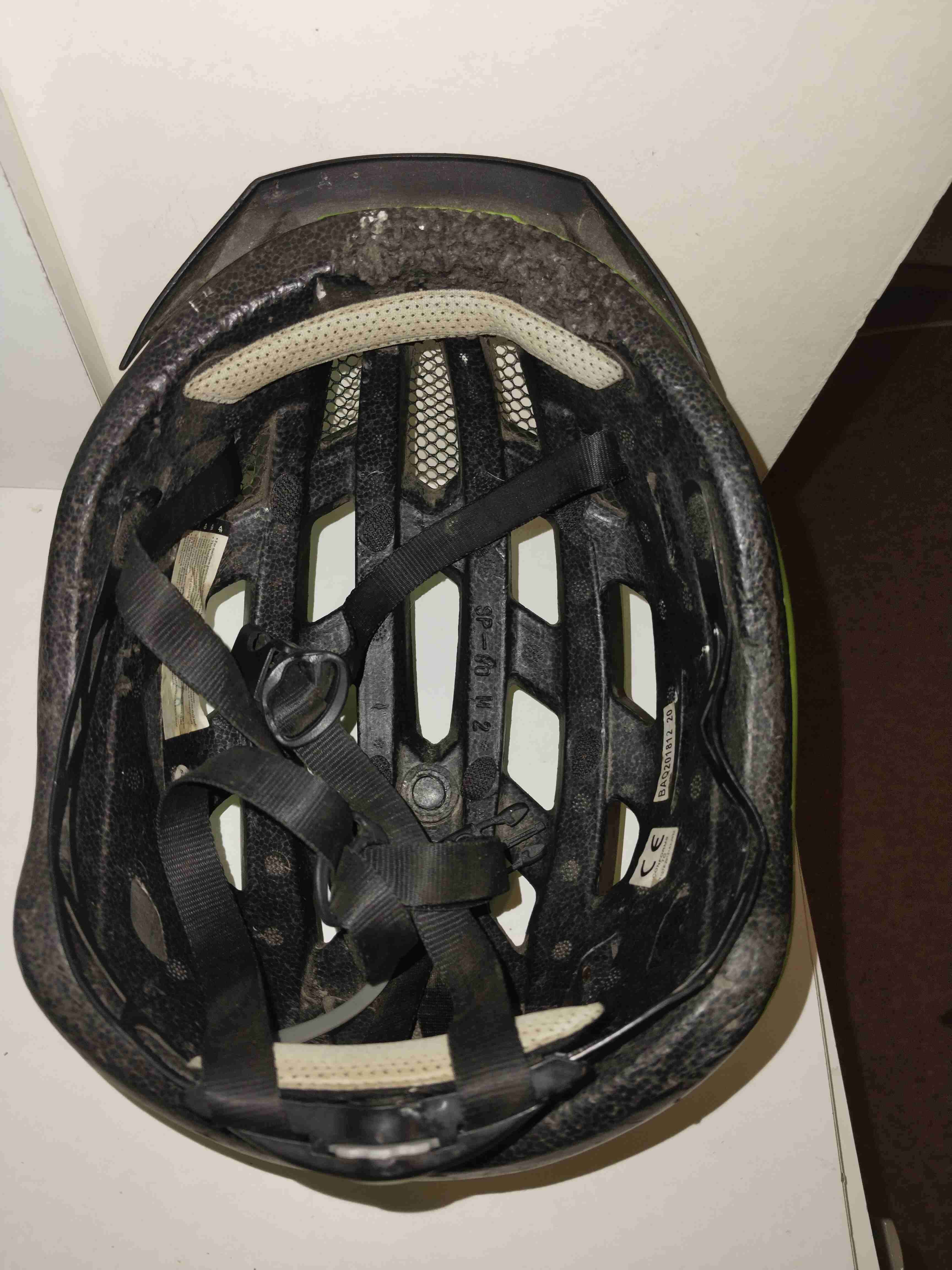 Casco para bicicleta verde - miniatura 6