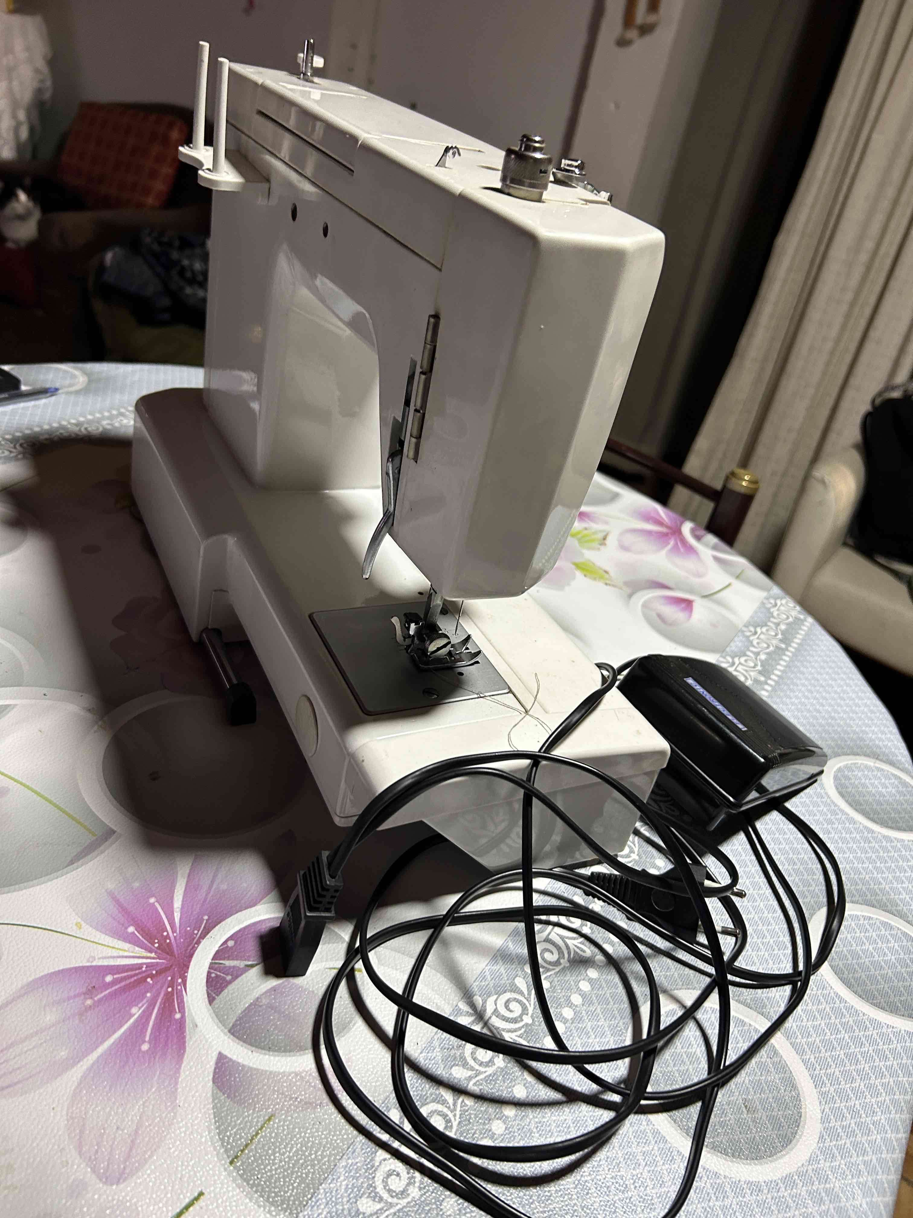 Máquina de coser BSQ Mod. 4800 - miniatura 4