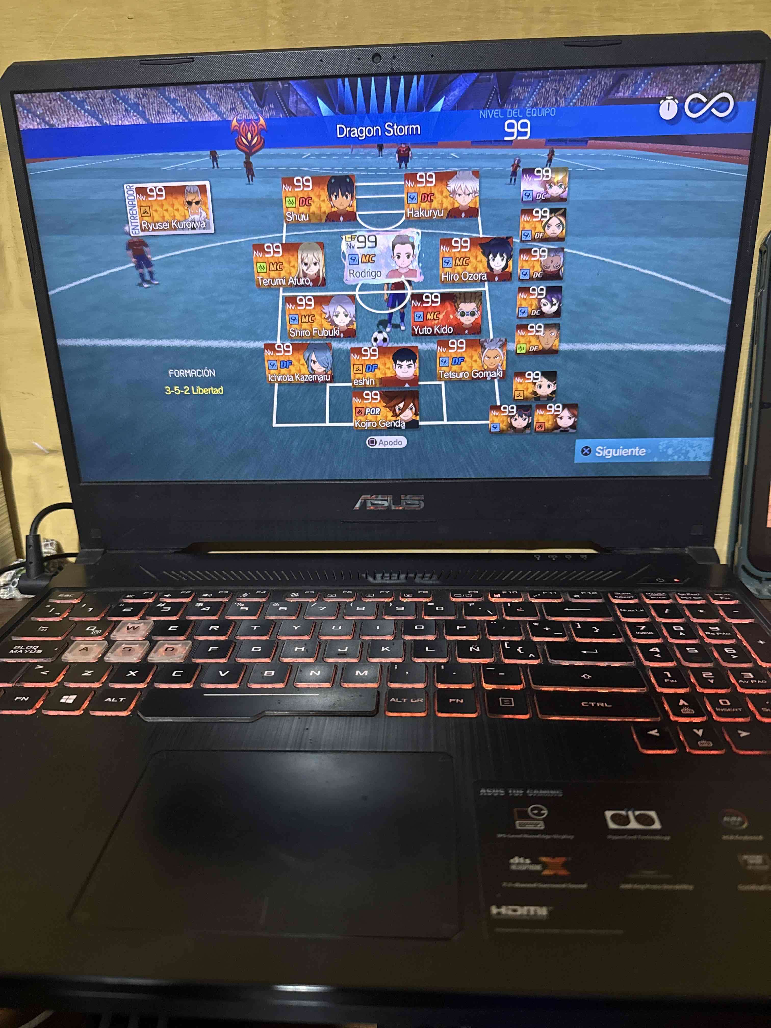 Laptop ASUS TUF Gaming - miniatura 1