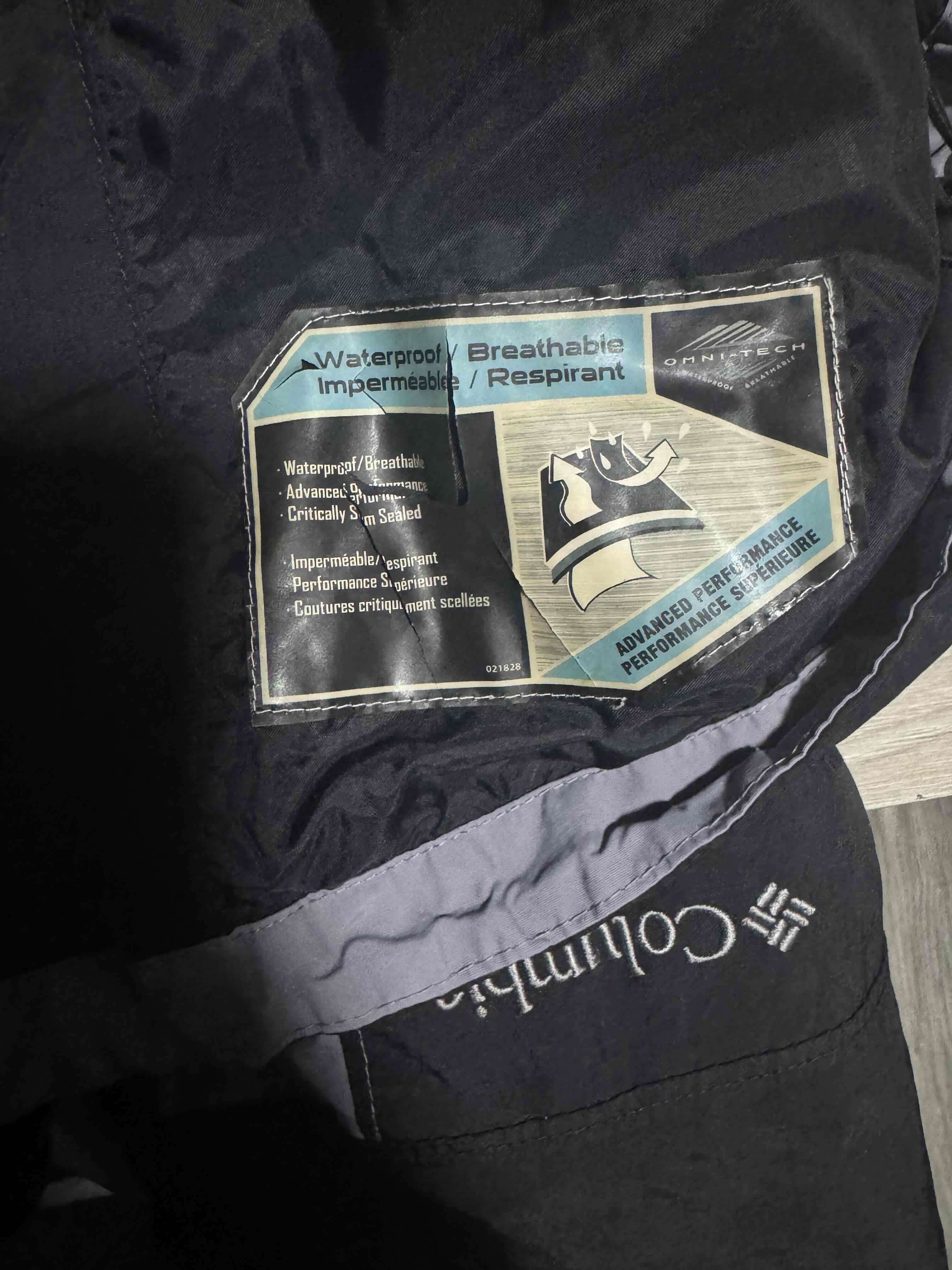 Chaqueta impermeable Columbia negra talla L - miniatura 6