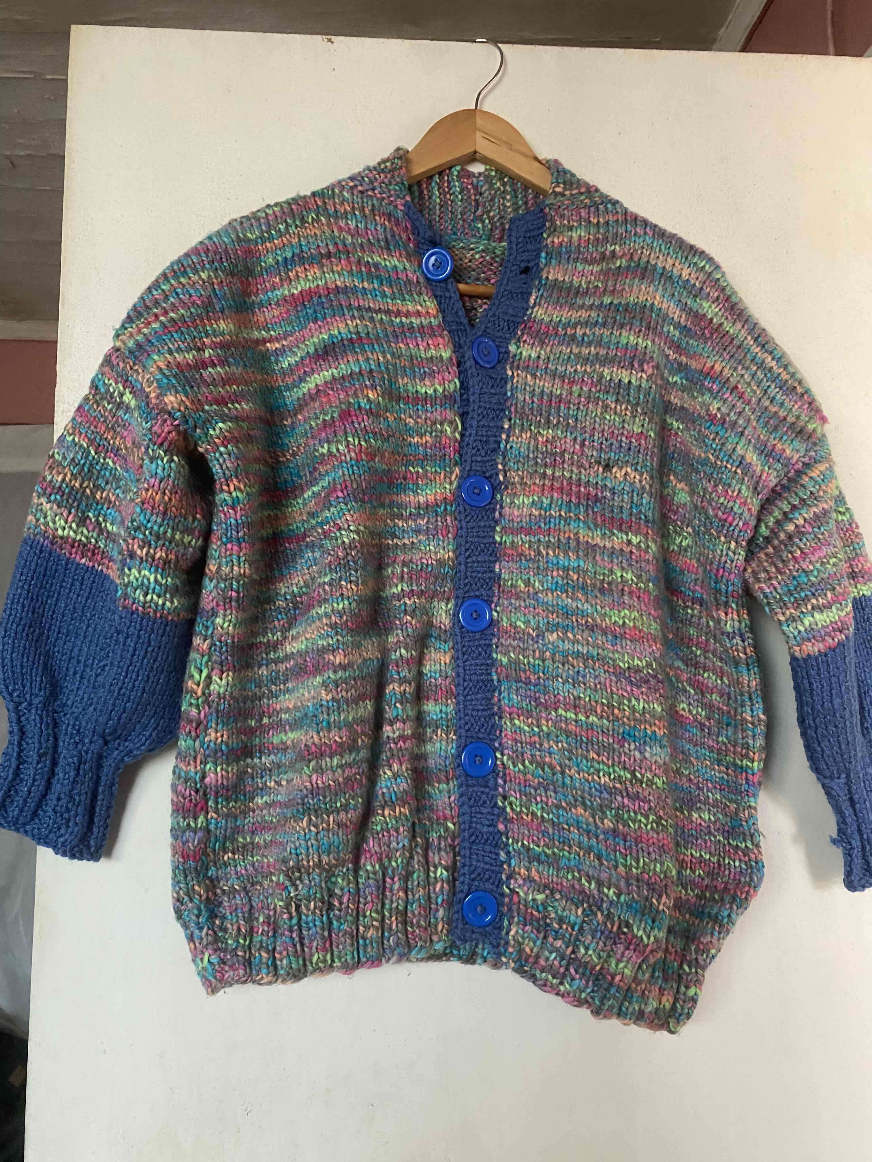 Suéter tejido color café - miniatura 4