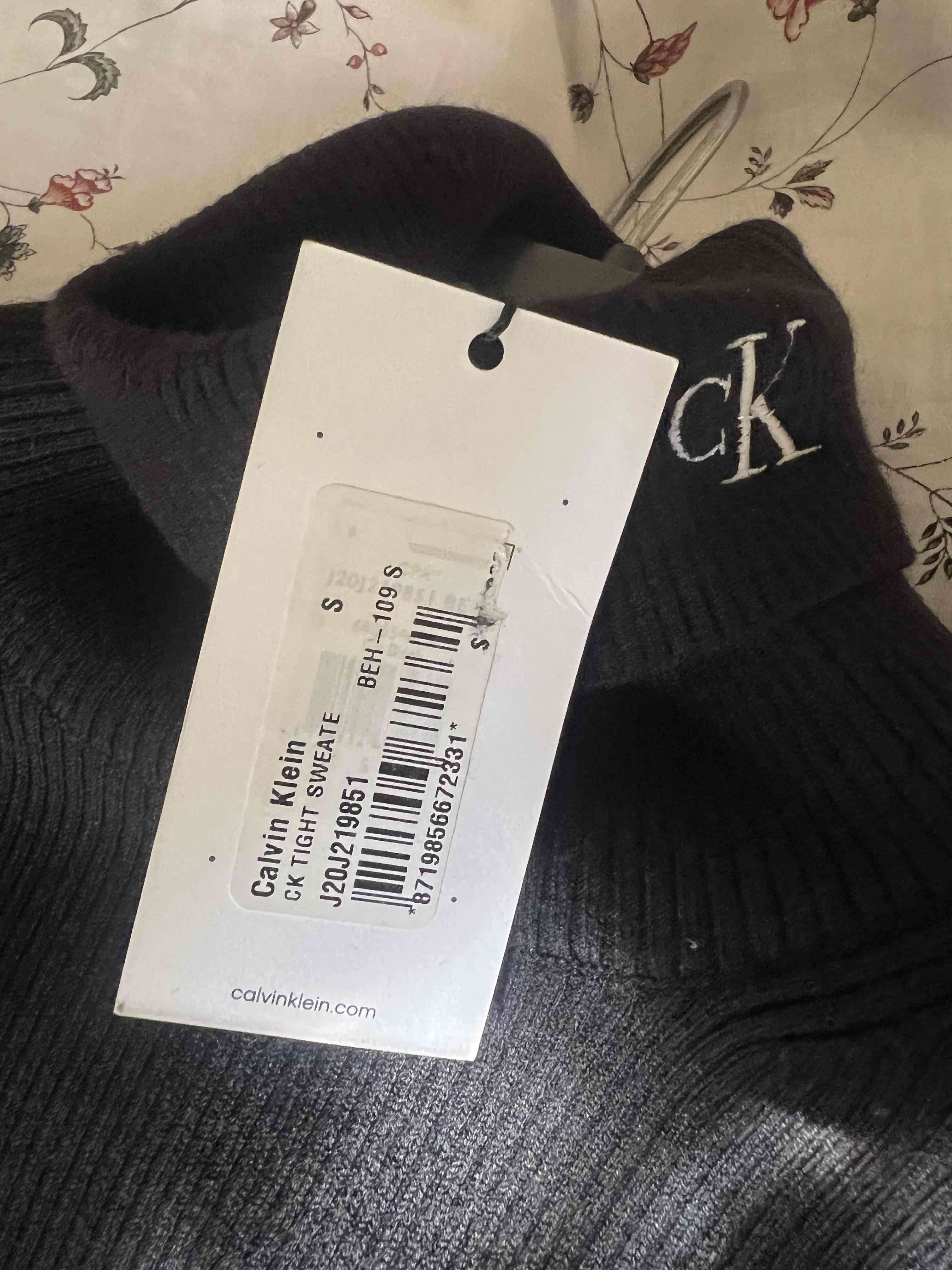 Vestido negro Calvin Klein - miniatura 5