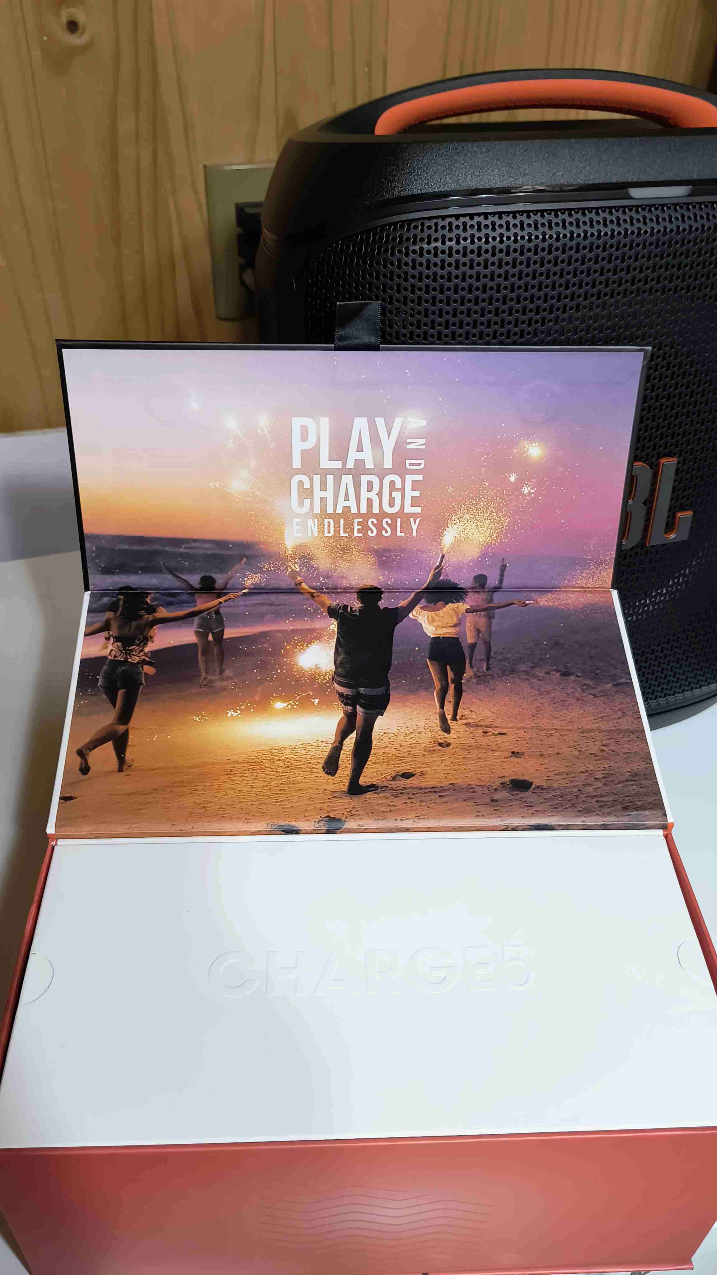 Parlante JBL Charge 5 rojo - miniatura 3