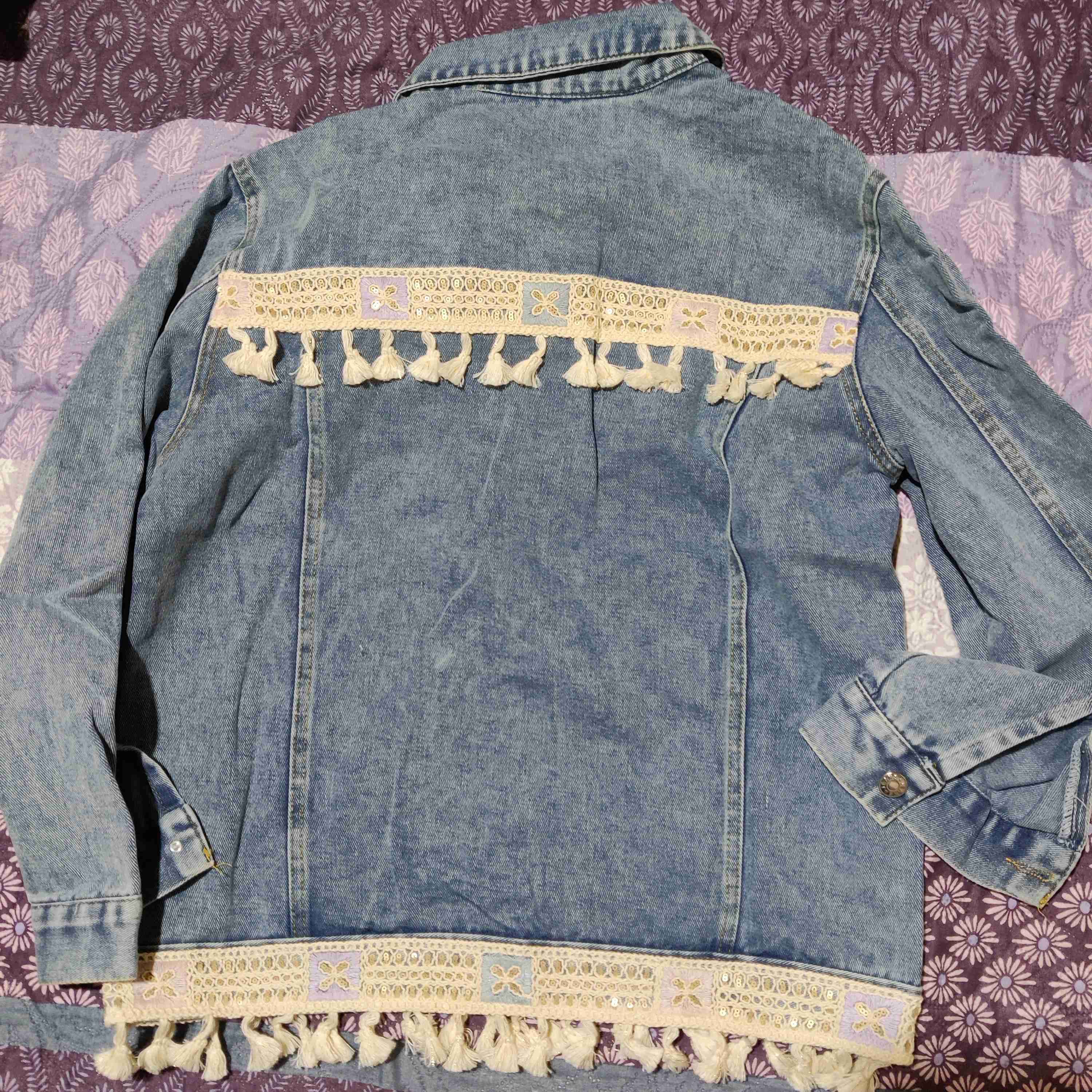 Chaqueta de mezclilla con detalles - miniatura 2
