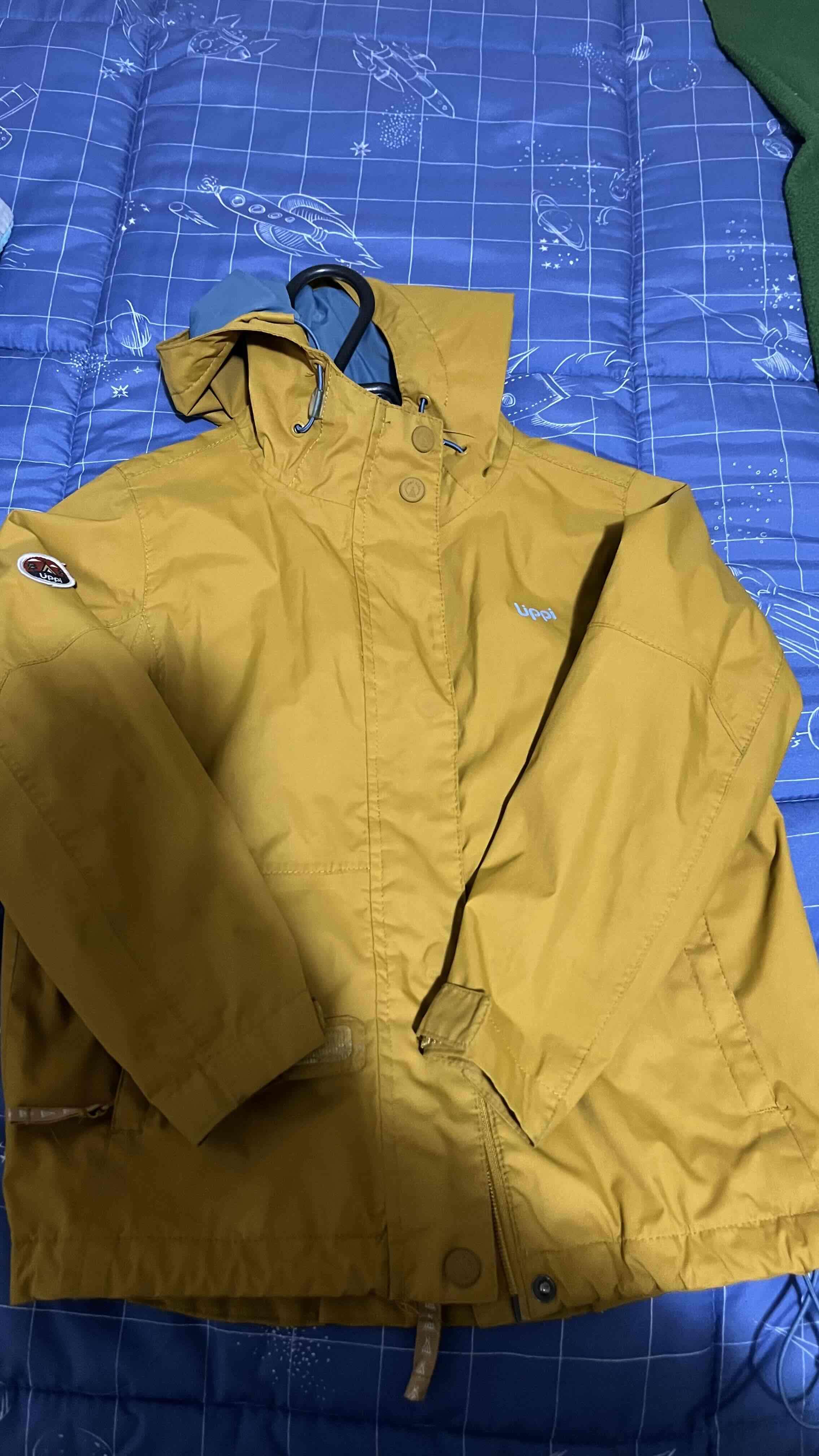 Chaqueta amarilla impermeable - miniatura 3