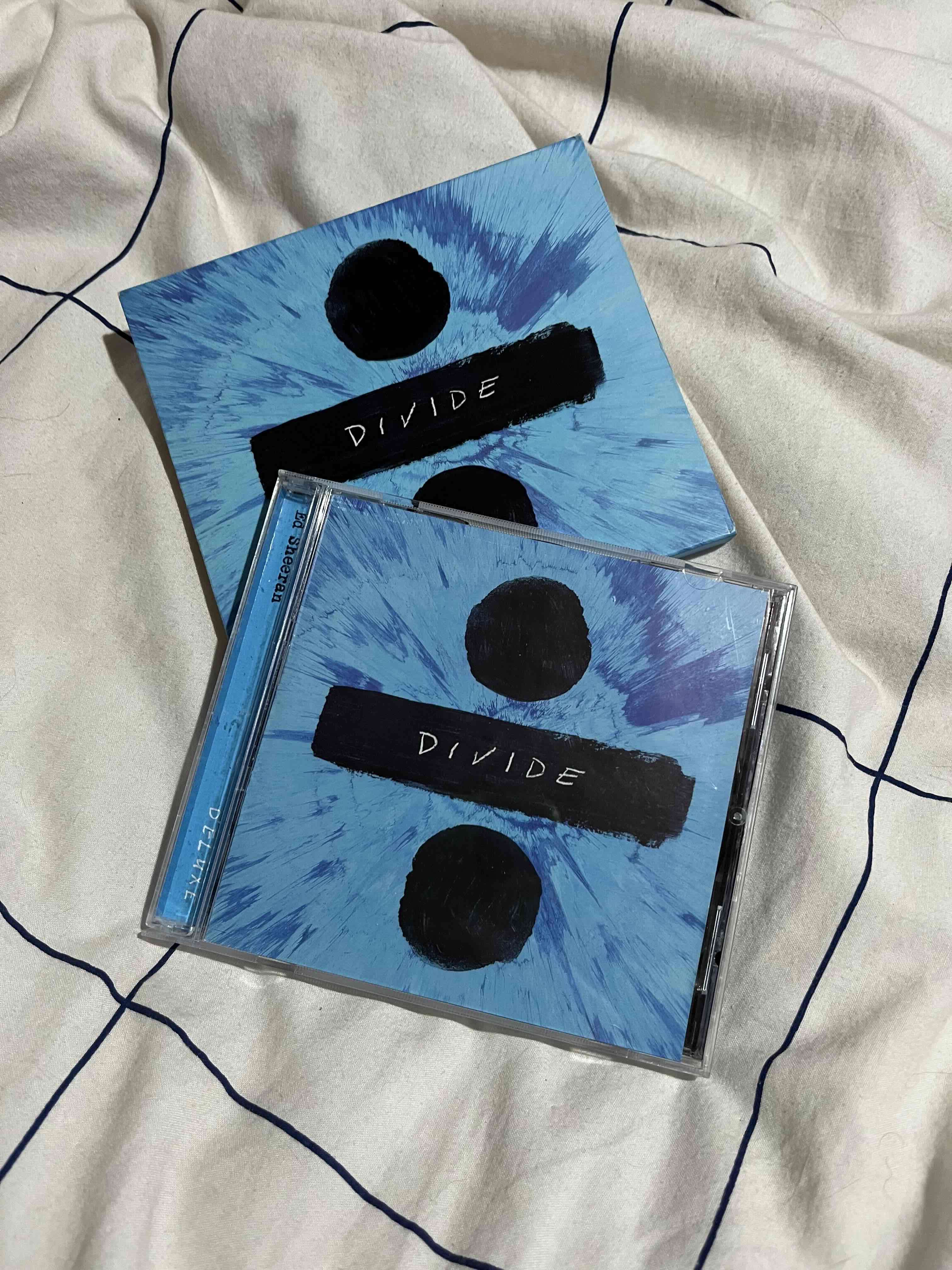 Álbum Divide Edición Deluxe - ED SHEERAN - miniatura 1