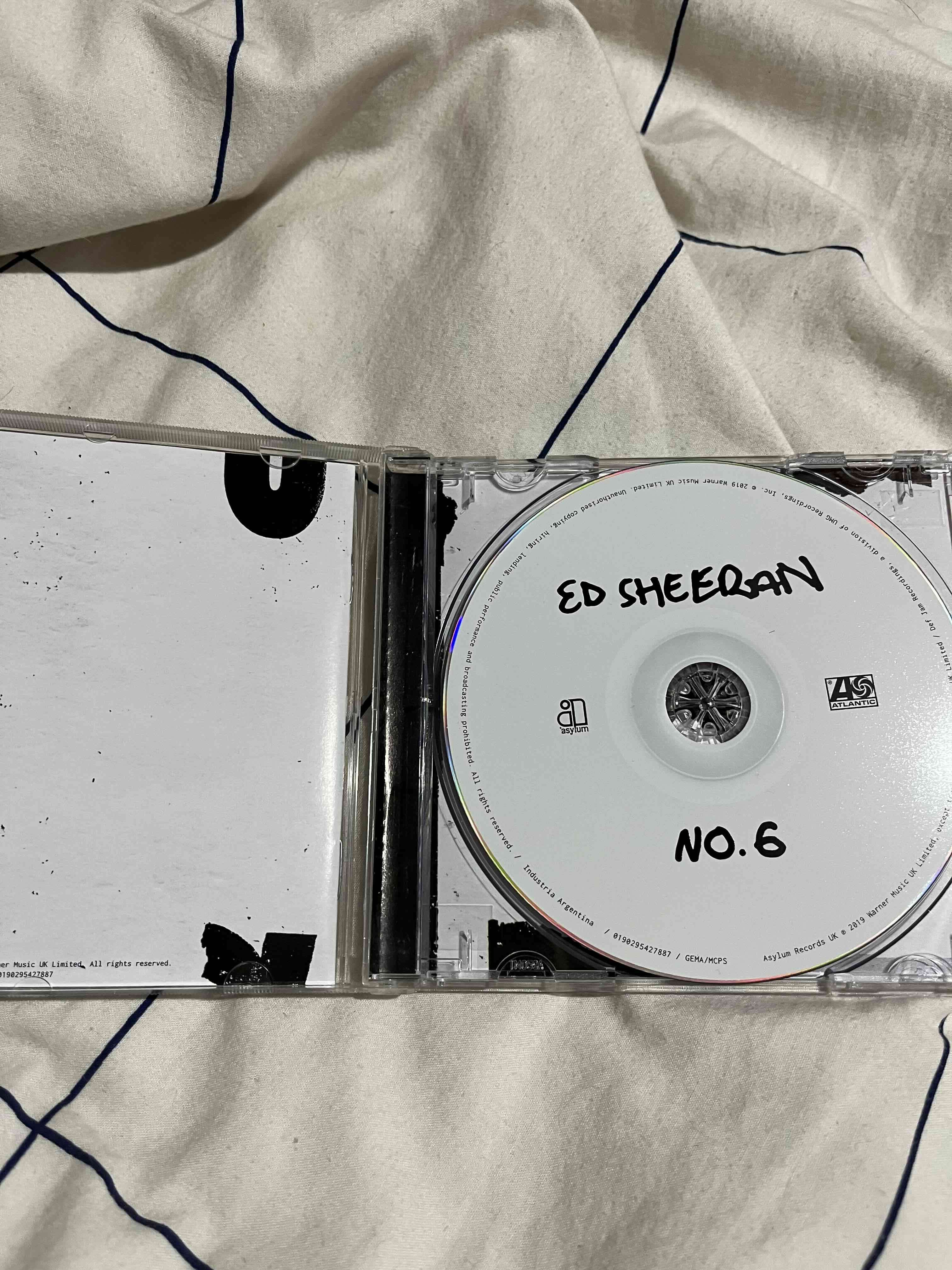 Ed Sheeran No.6 Collaborations Project - miniatura 2