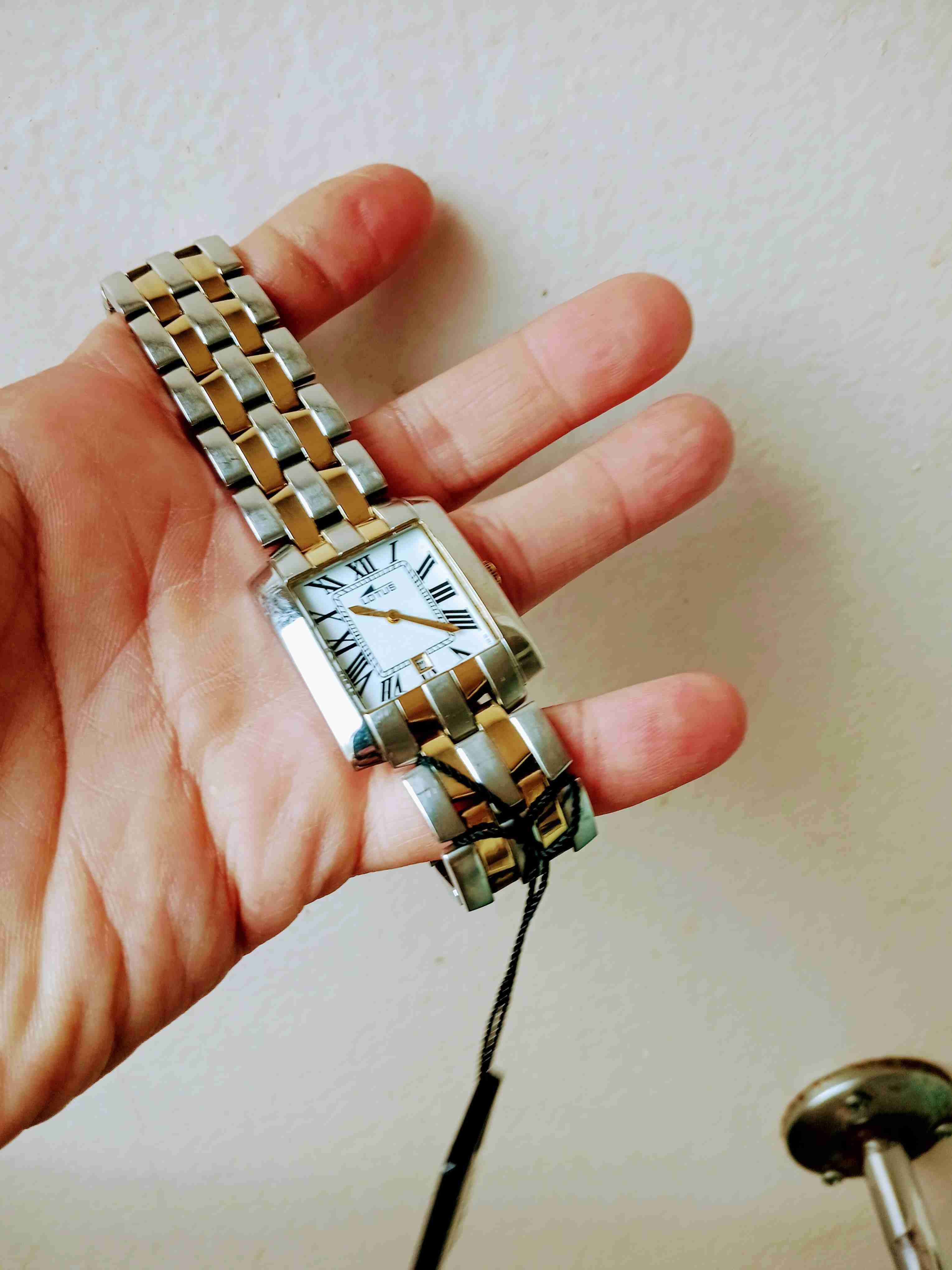Reloj Lotus de pulsera metálica - miniatura 4