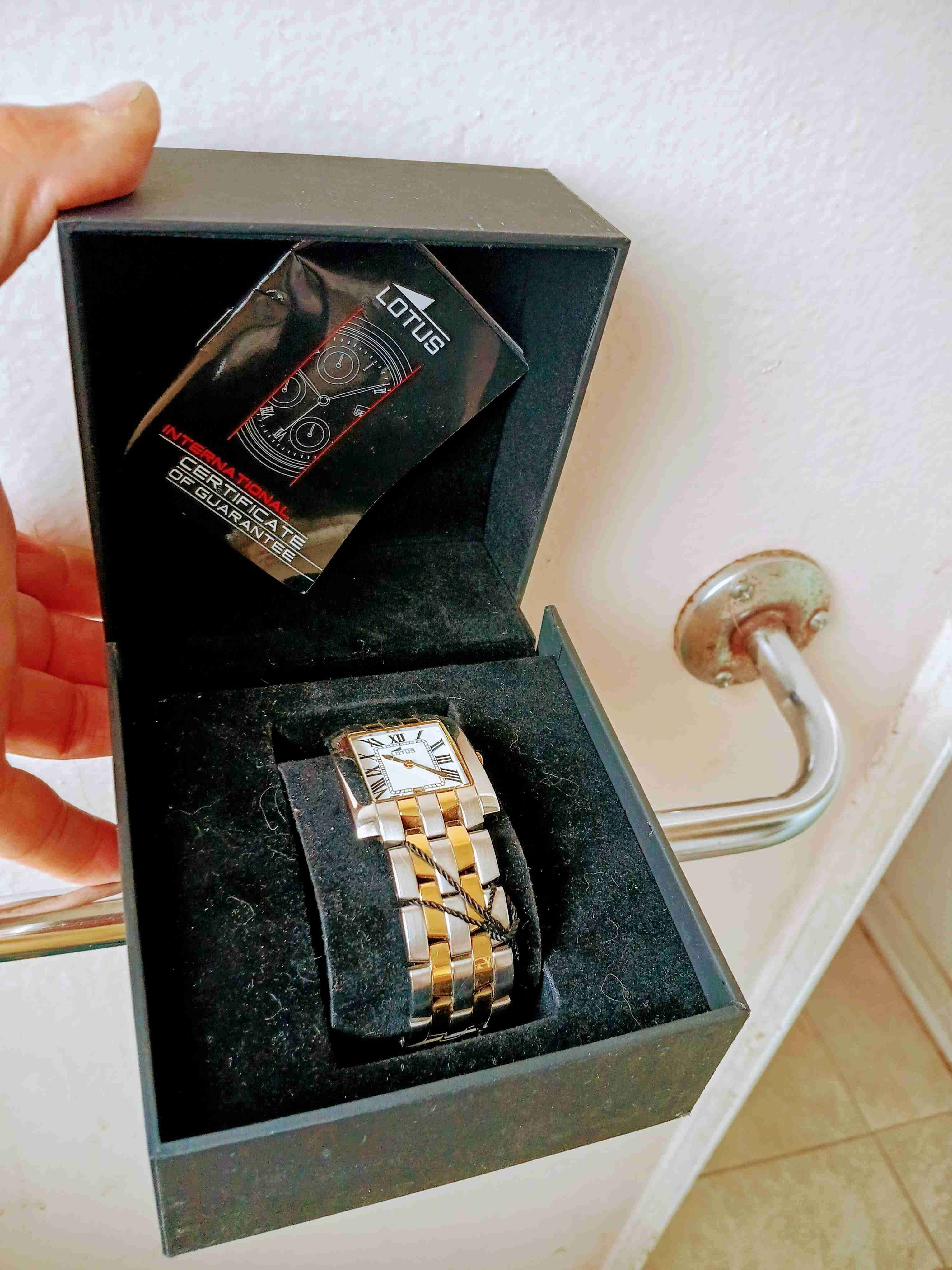 Reloj Lotus de pulsera metálica - miniatura 5