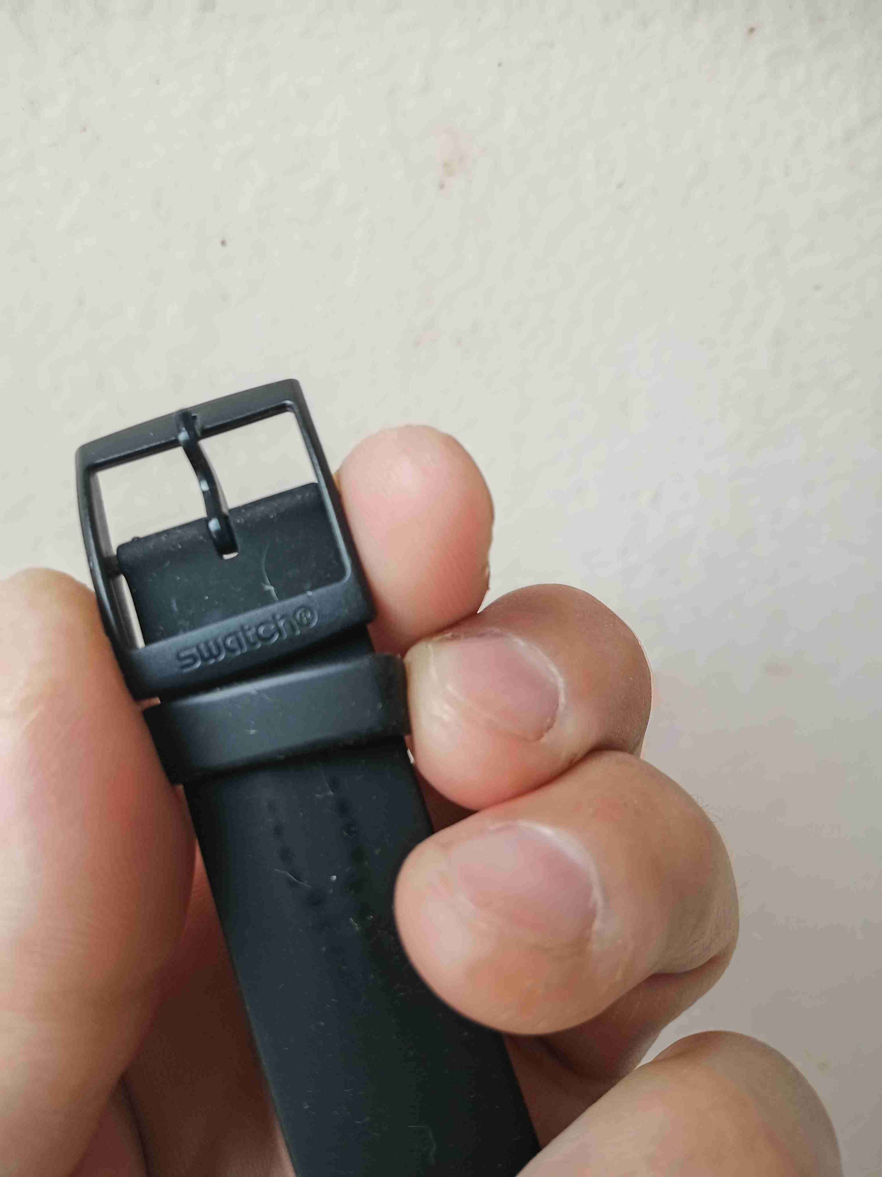 Reloj Swatch negro y naranja - miniatura 4