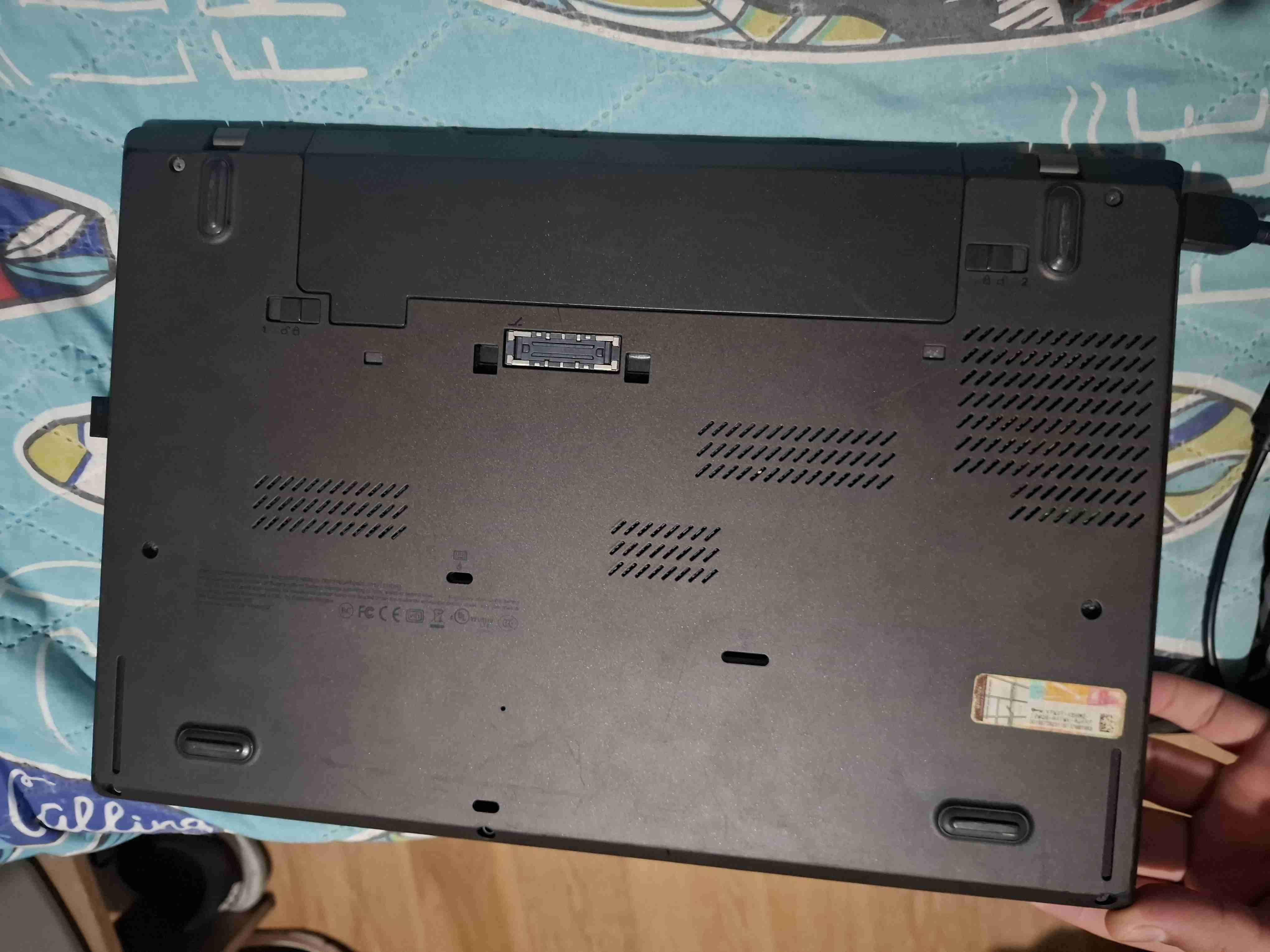 Laptop Lenovo ThinkPad usada - miniatura 3