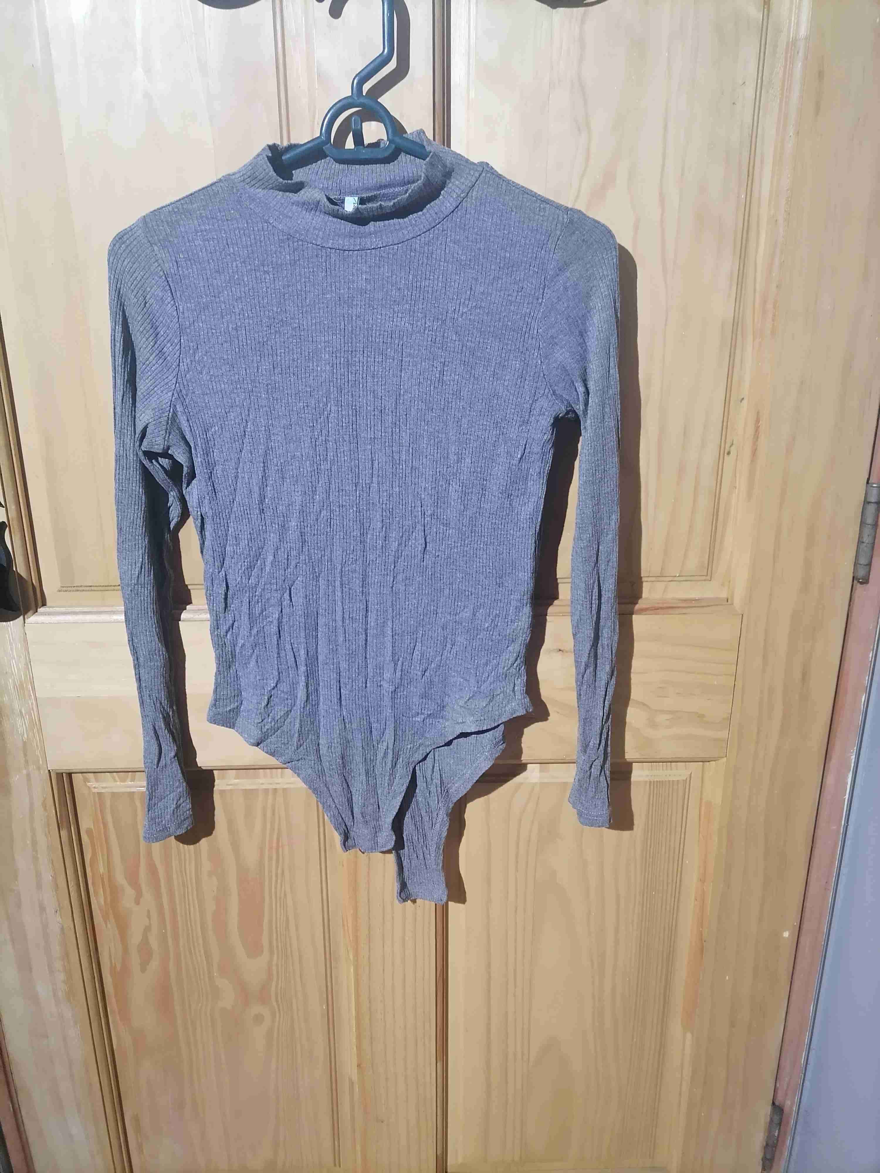 Body gris de manga larga - miniatura 1