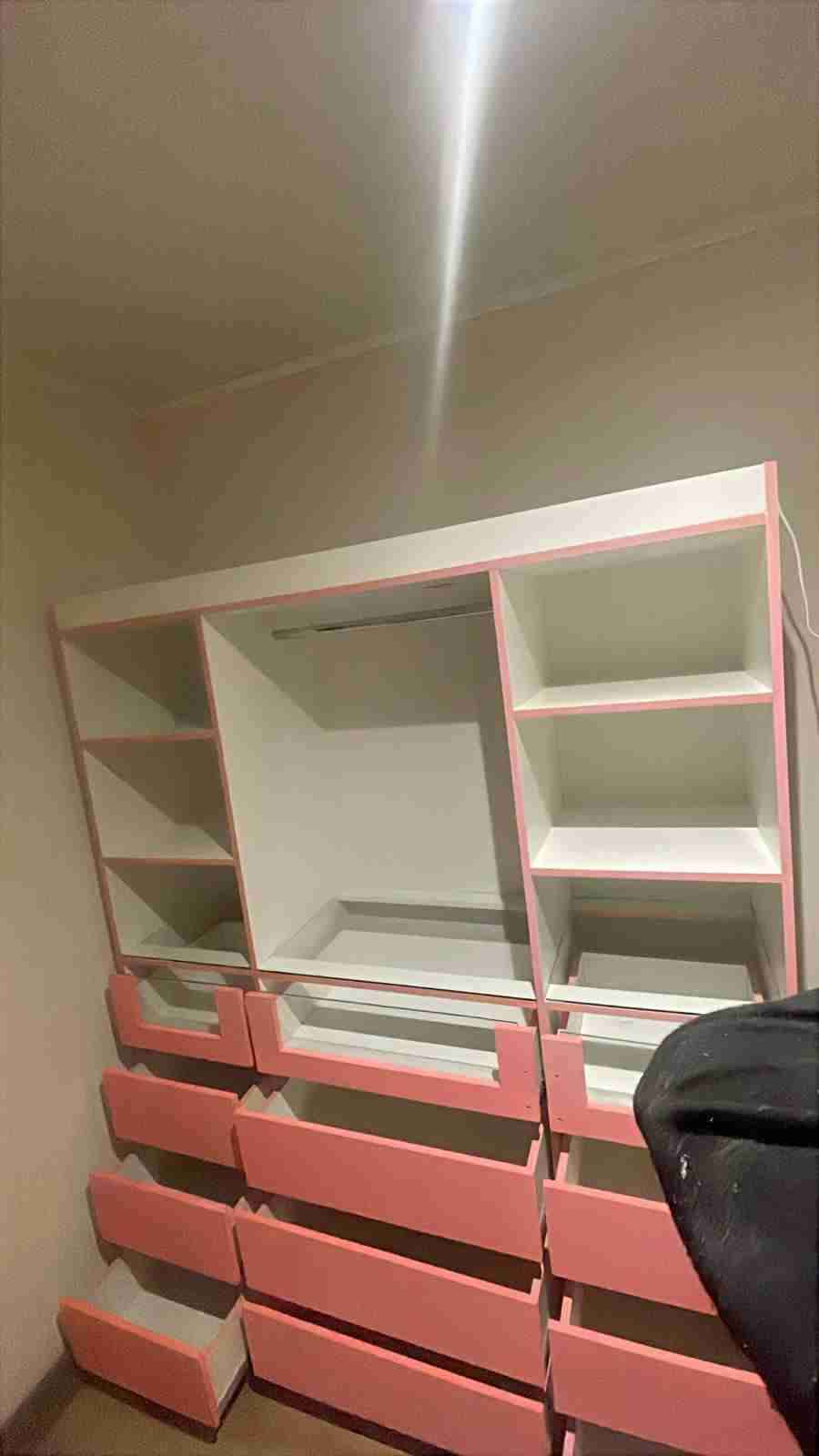 Closet organizador blanco y rosa - miniatura 3