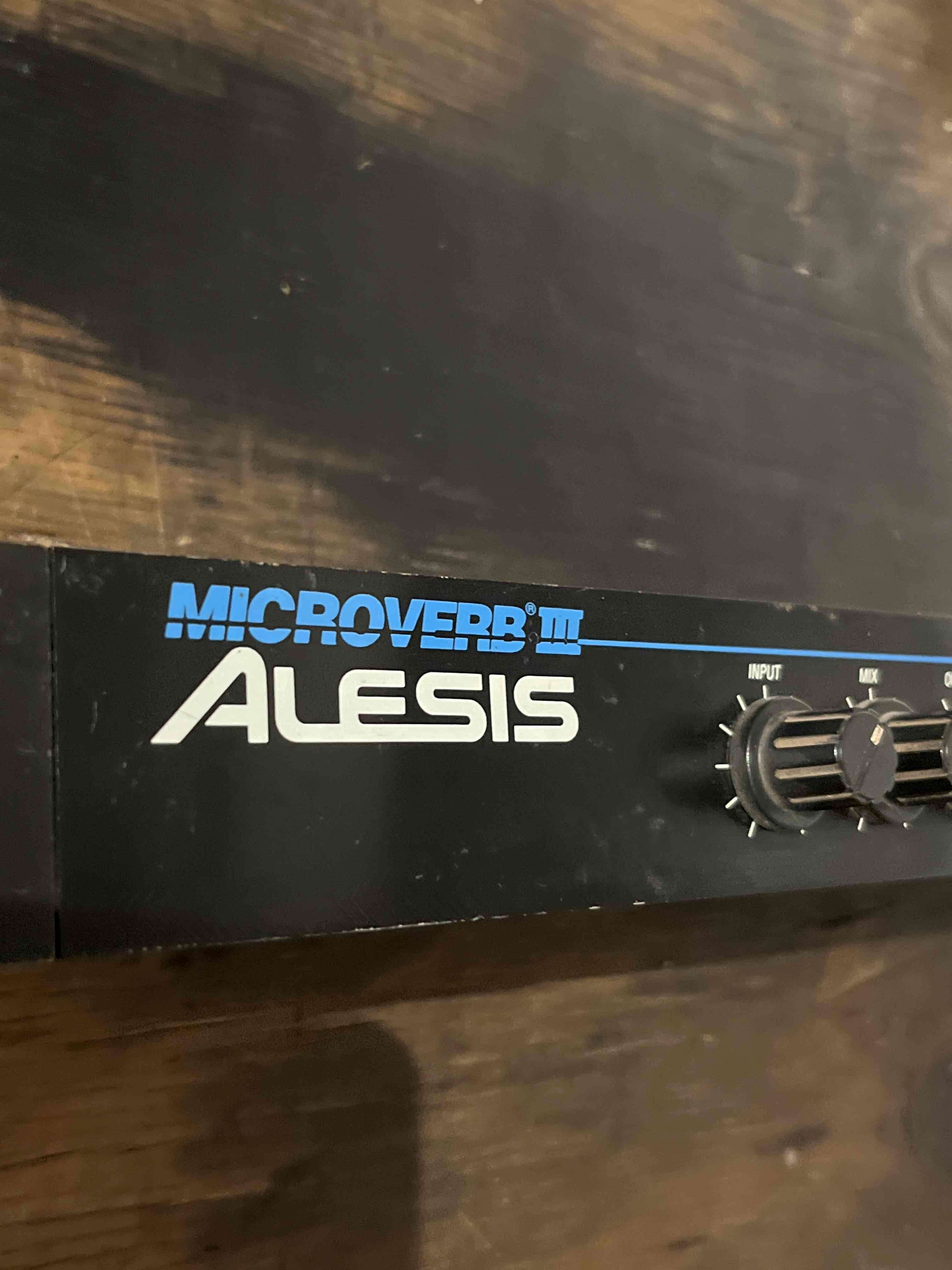 Reverb Alesis Microverb III - miniatura 1