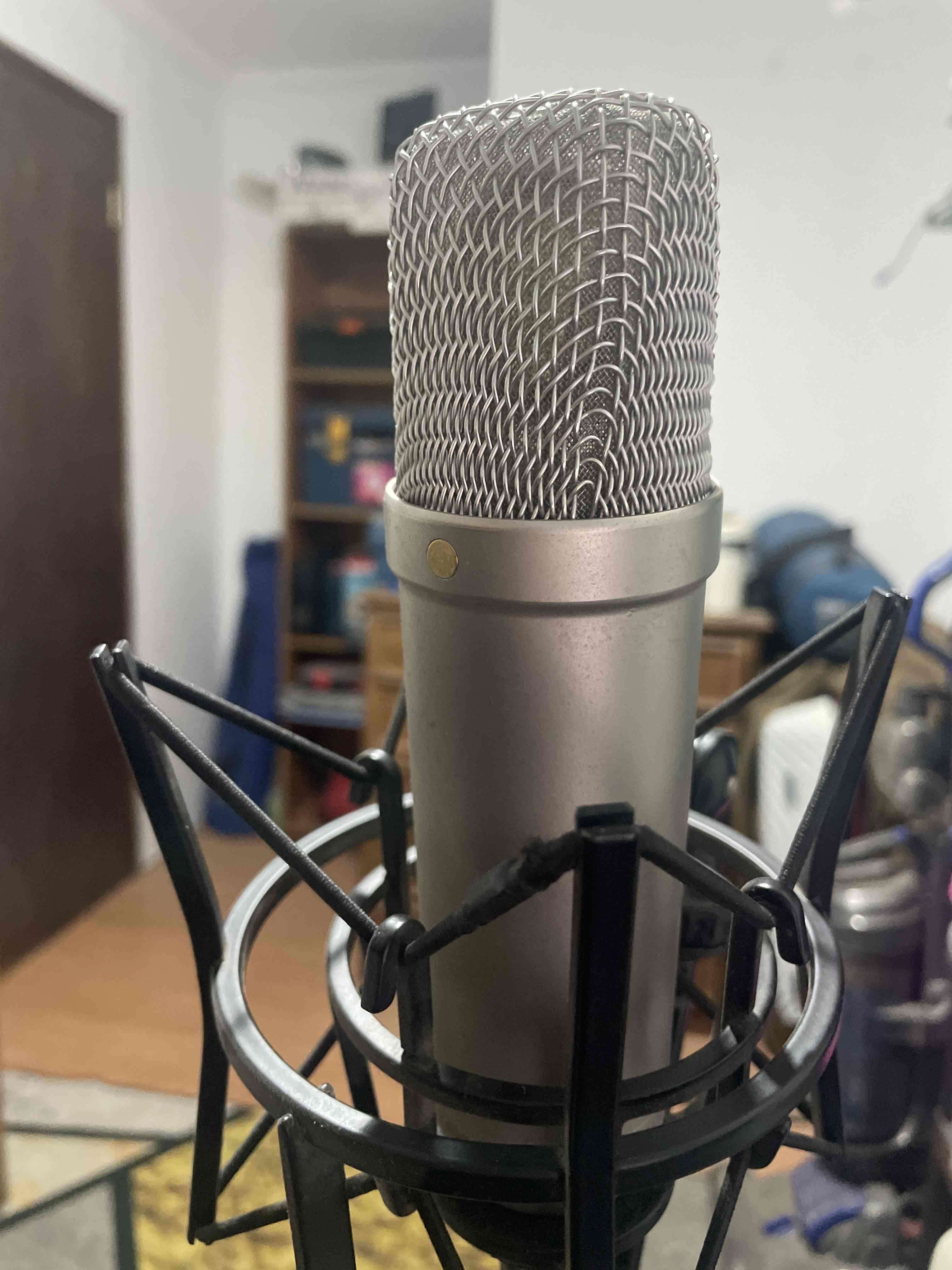 Micrófono RODE NT1 - miniatura 1