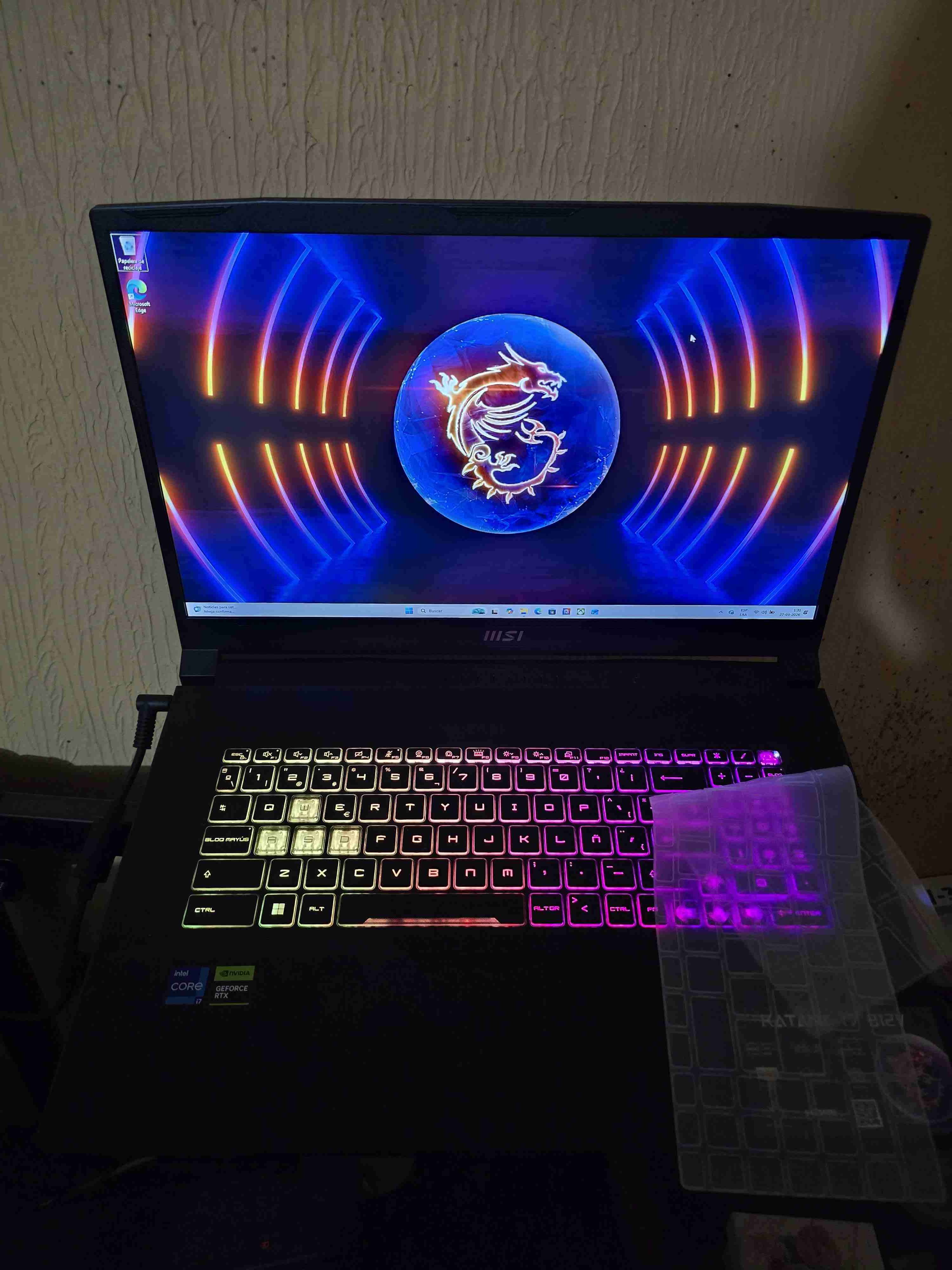 Laptop MSI Katana 17 B12V - miniatura 3