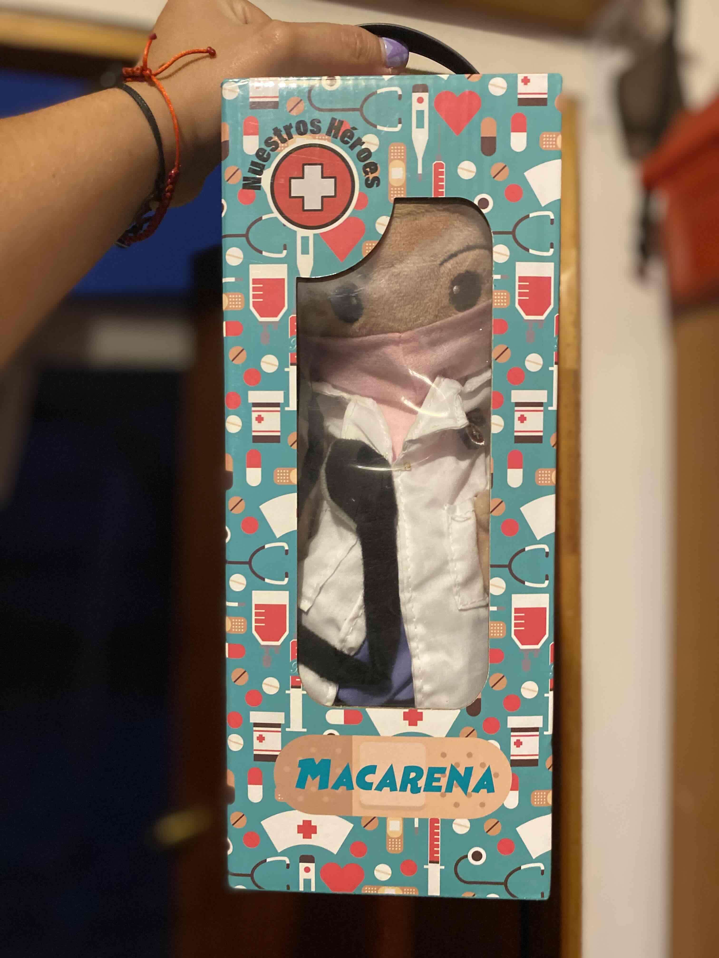Muñeca Macarena Héroes de Salud - miniatura 1