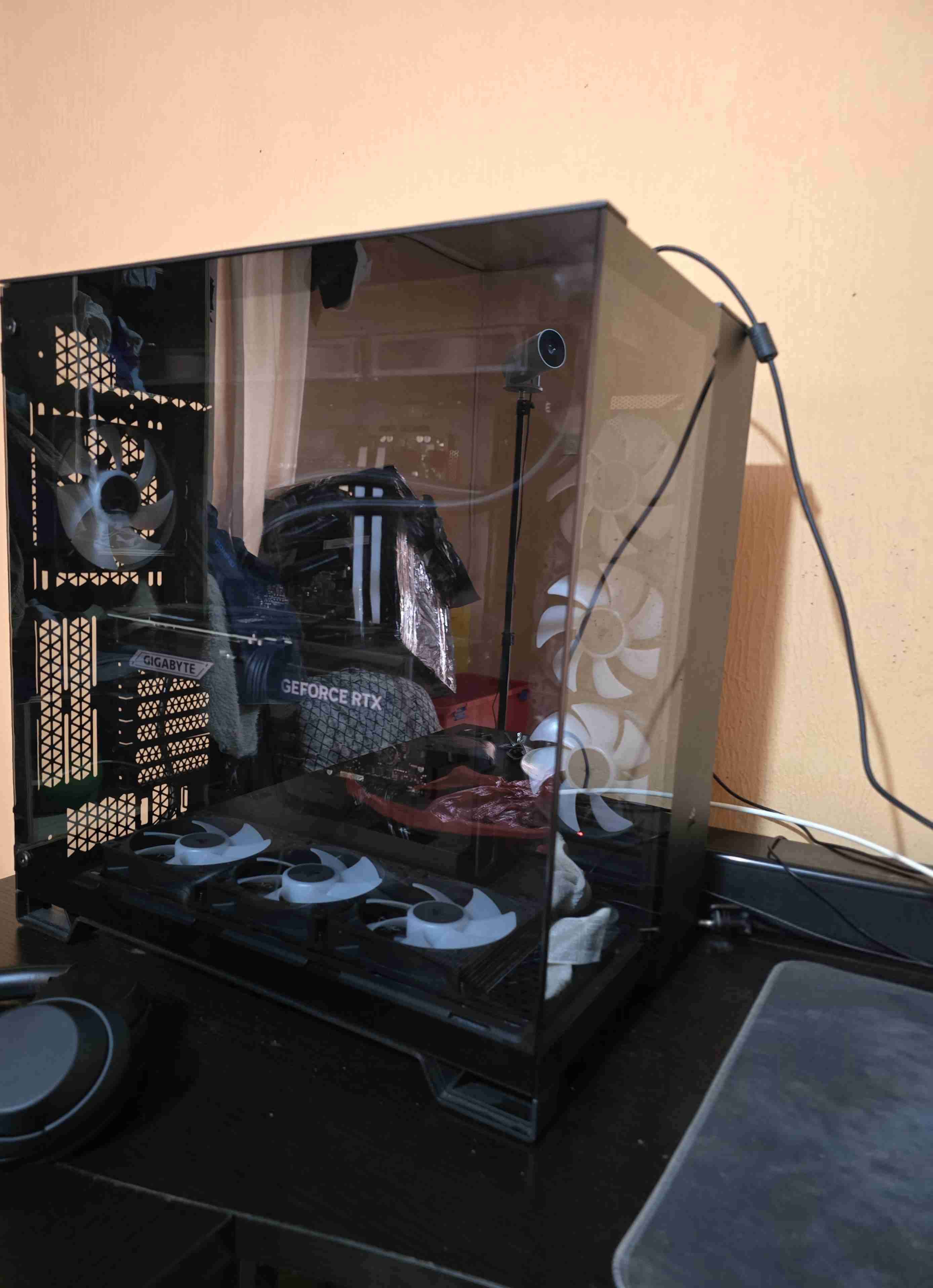 PC Gamer gama alta  5070 ti 16 gb, 32ram ddr5 - miniatura 6