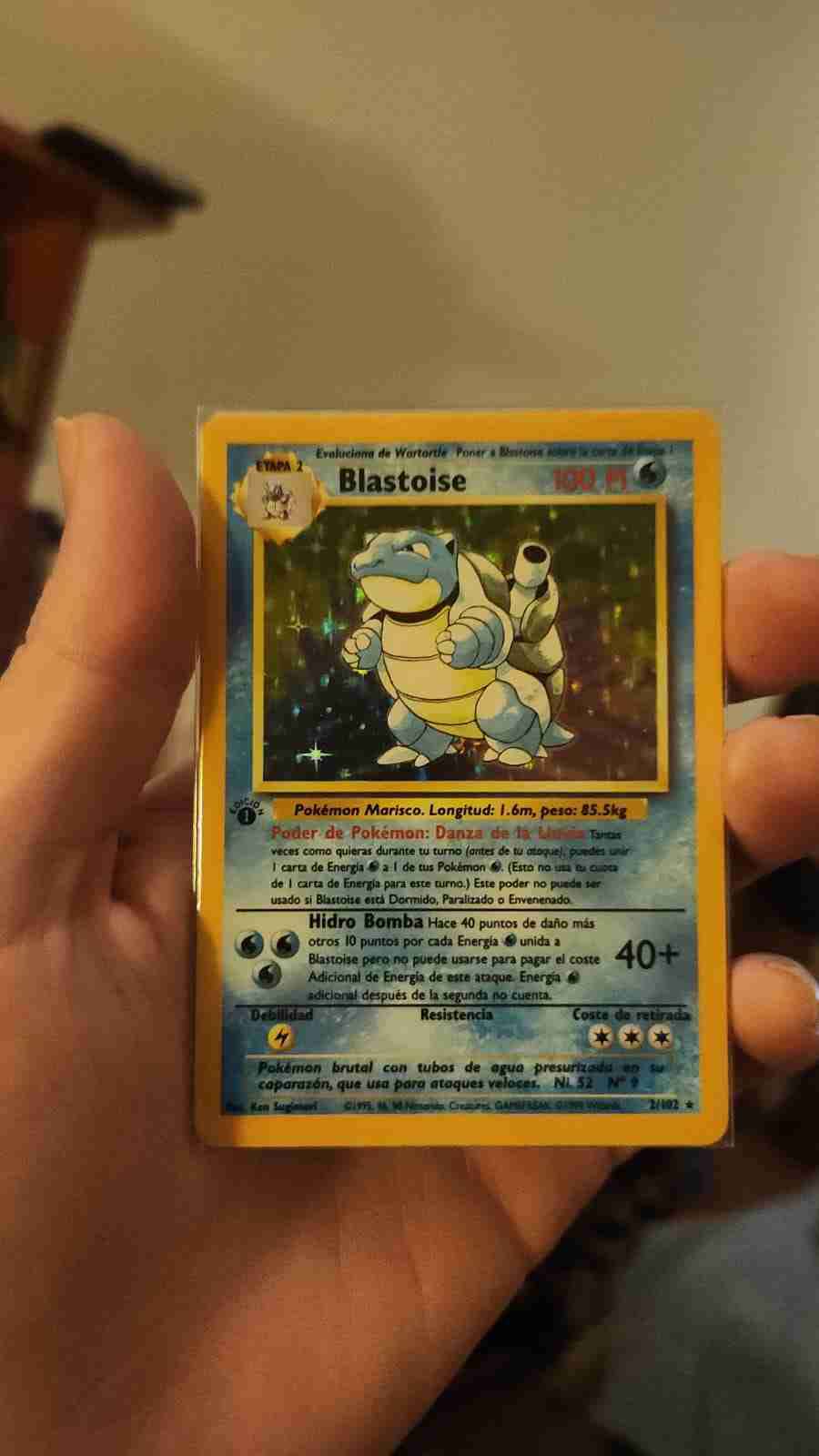 Carta Pokémon Blastoise Base Set primera edición - miniatura 4