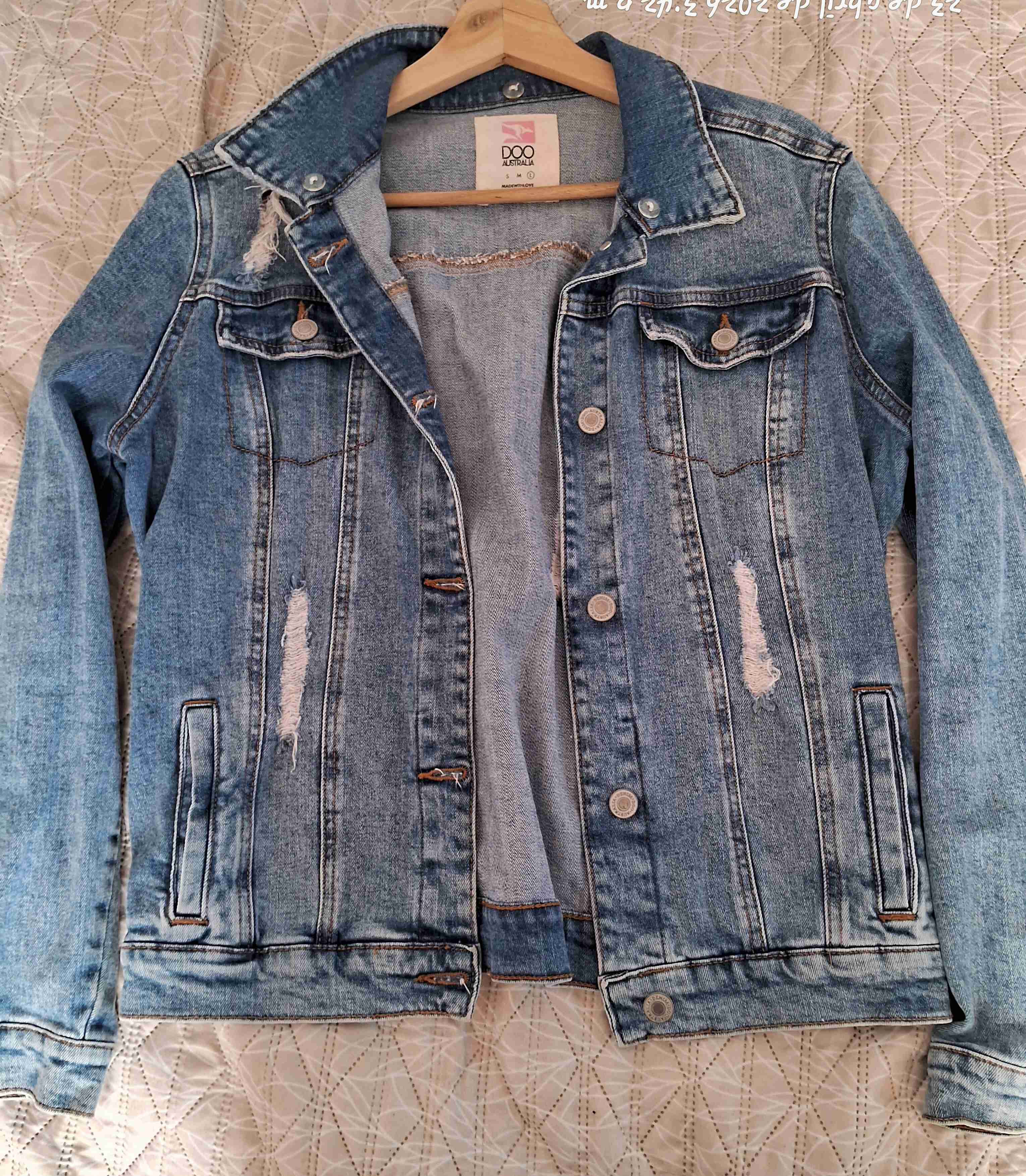 Chaqueta de mezclilla desgastada - miniatura 1