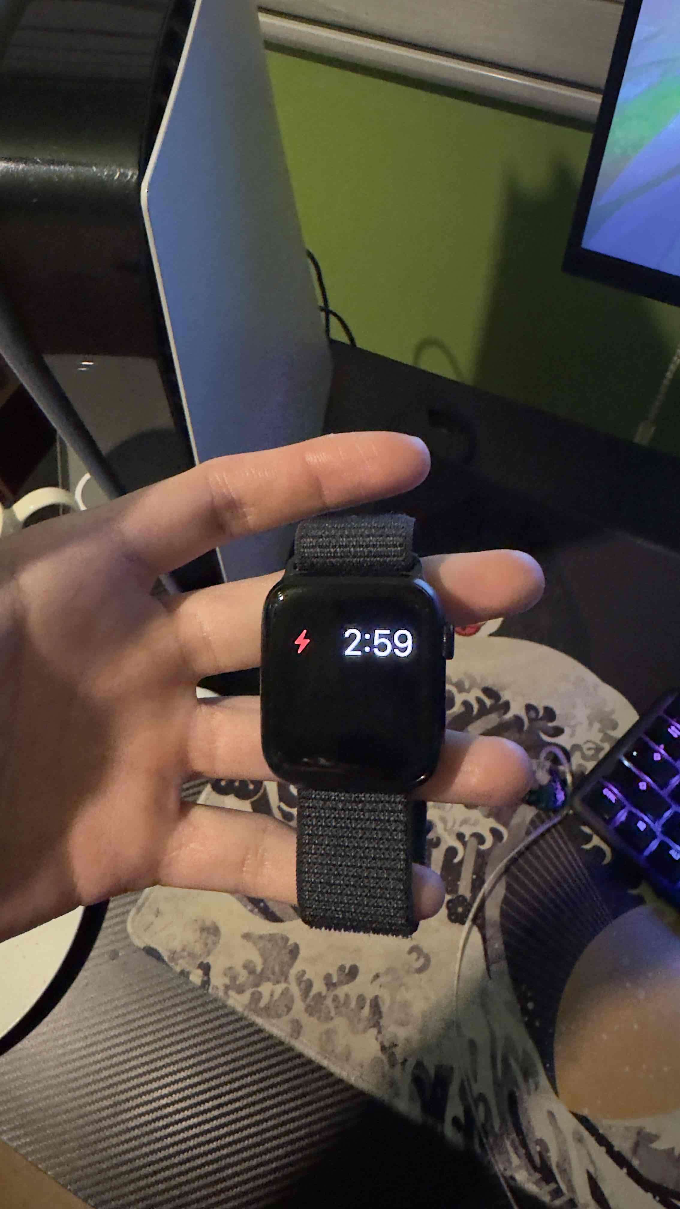 Apple Watch SE (2 gen) 44mm - miniatura 1
