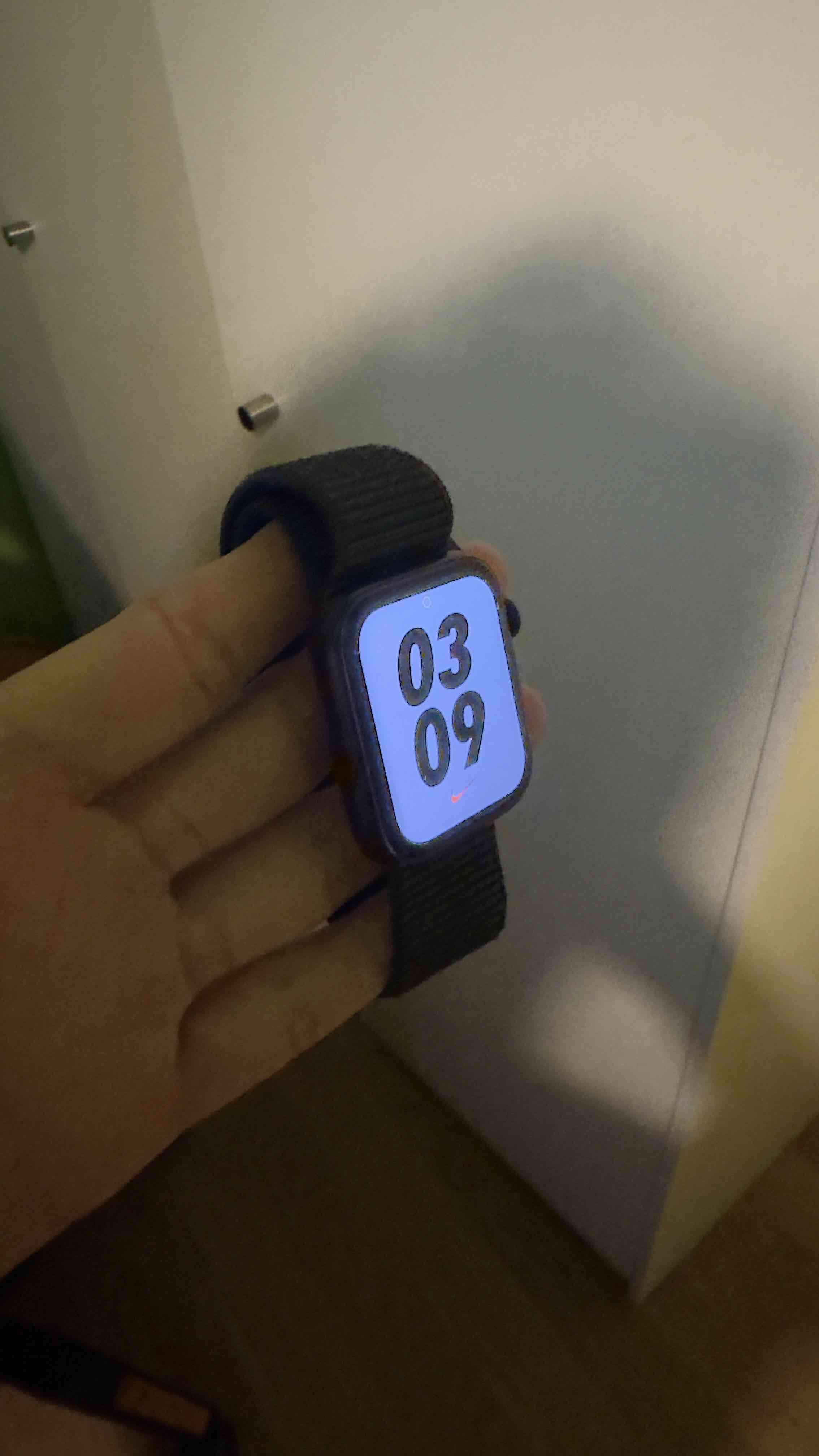 Apple Watch SE (2 gen) 44mm - miniatura 6