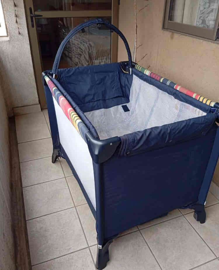 Cuna corral portátil plegable - miniatura 1