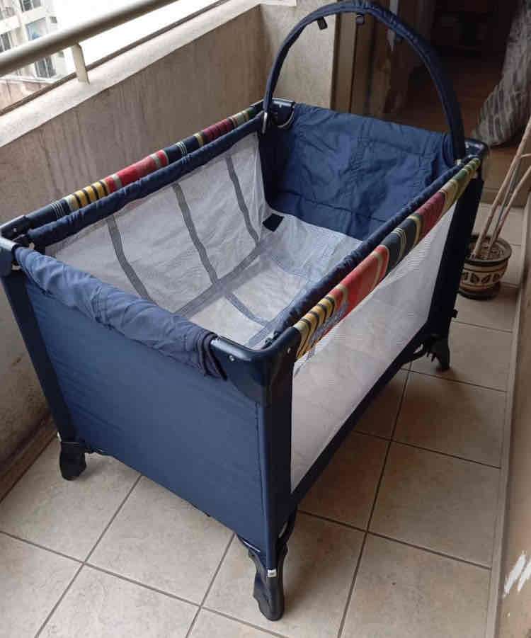 Cuna corral portátil plegable - miniatura 3