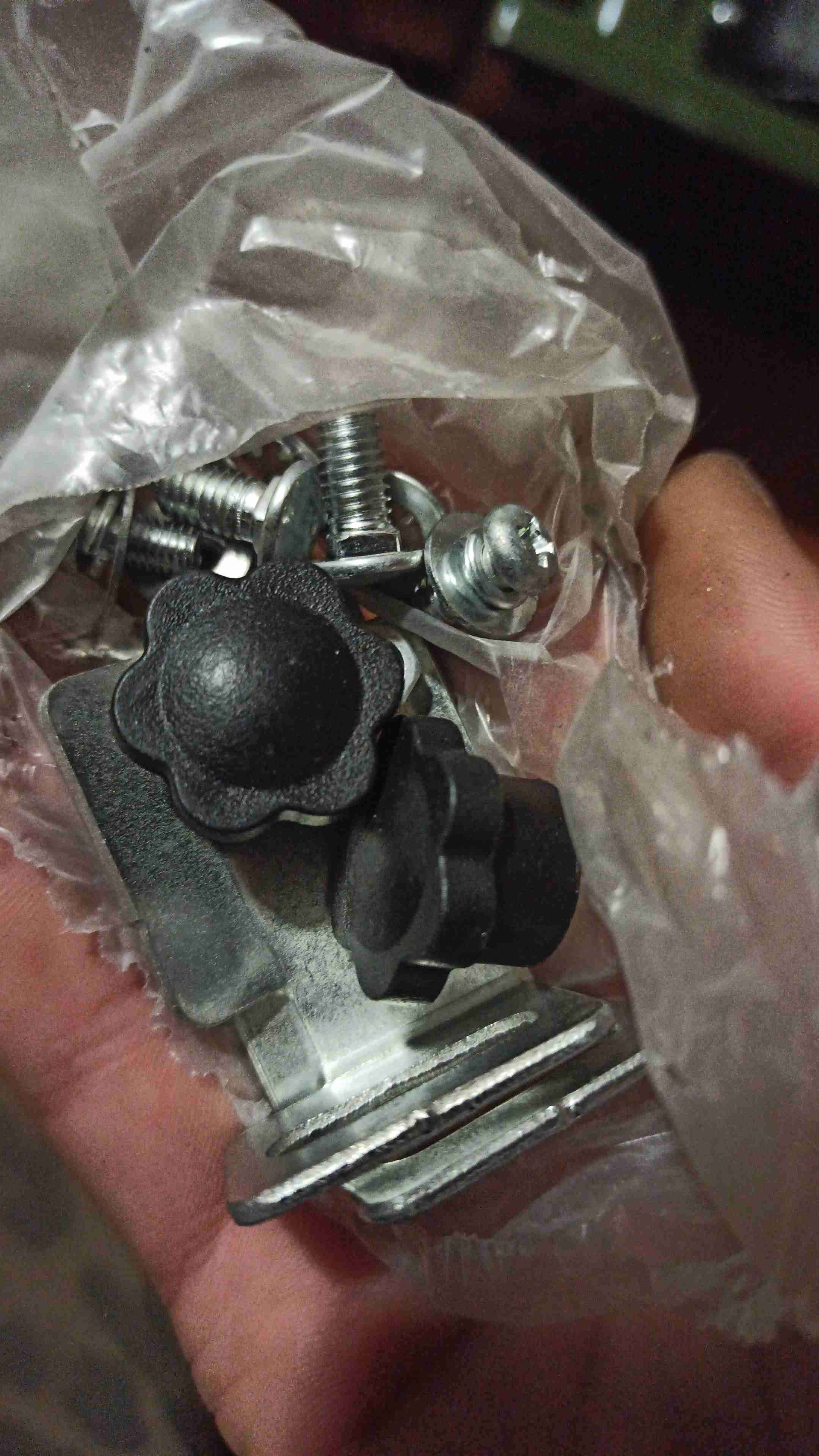 Esmeril de banco Bauker verde - miniatura 3