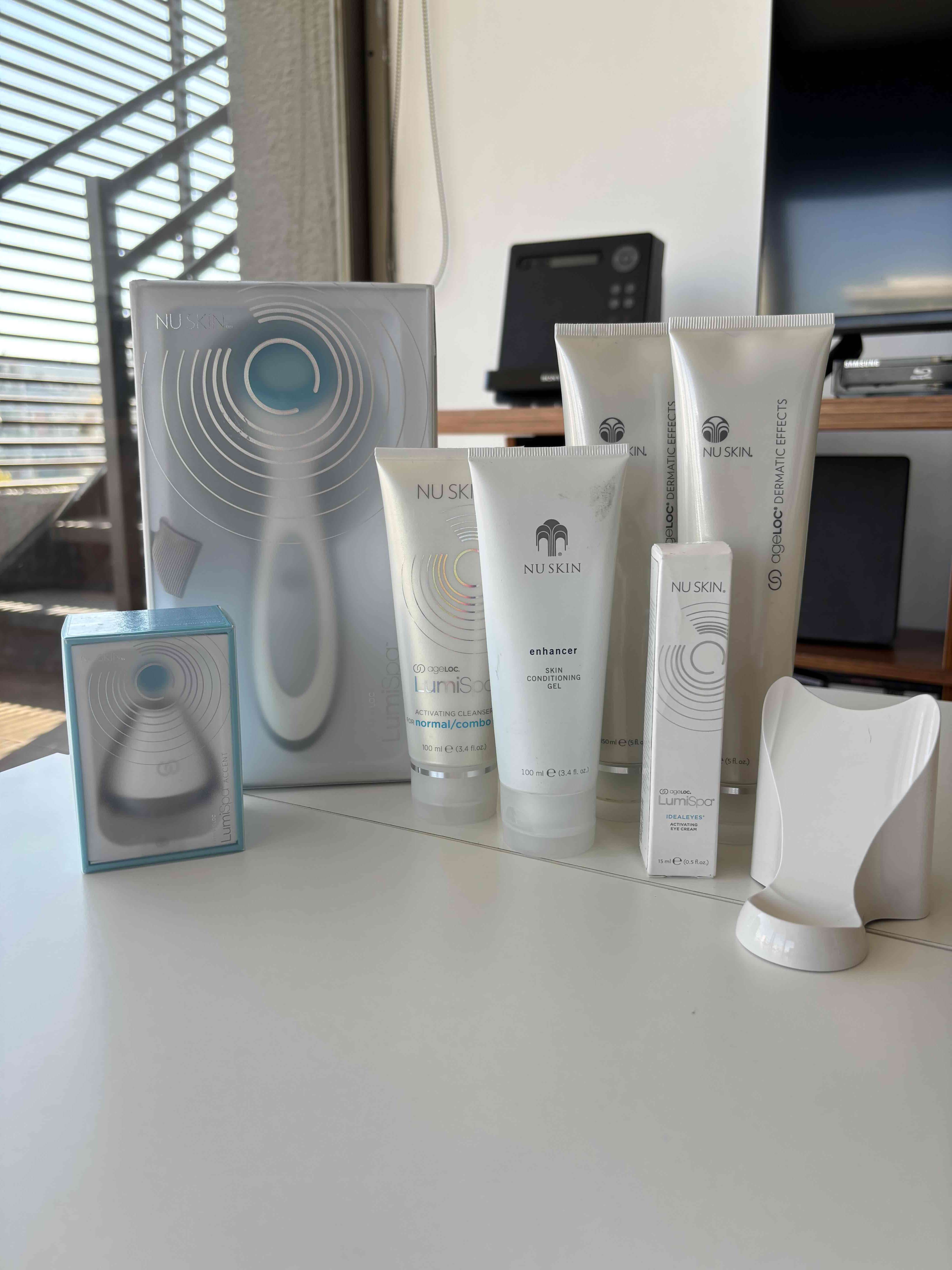 Set de cuidado facial Nu Skin - miniatura 1